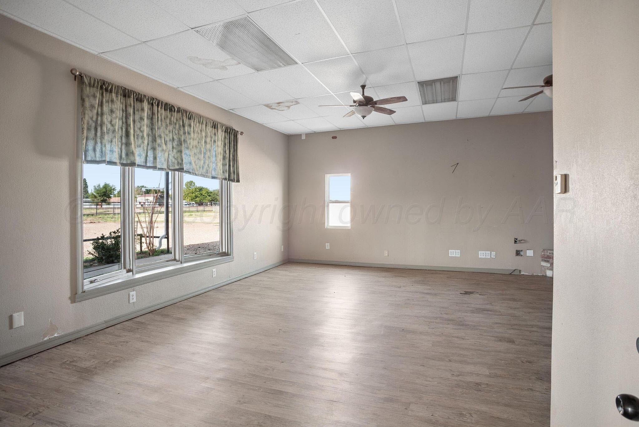 525 E Broadway Street, Fritch, TX 79036, photo 6