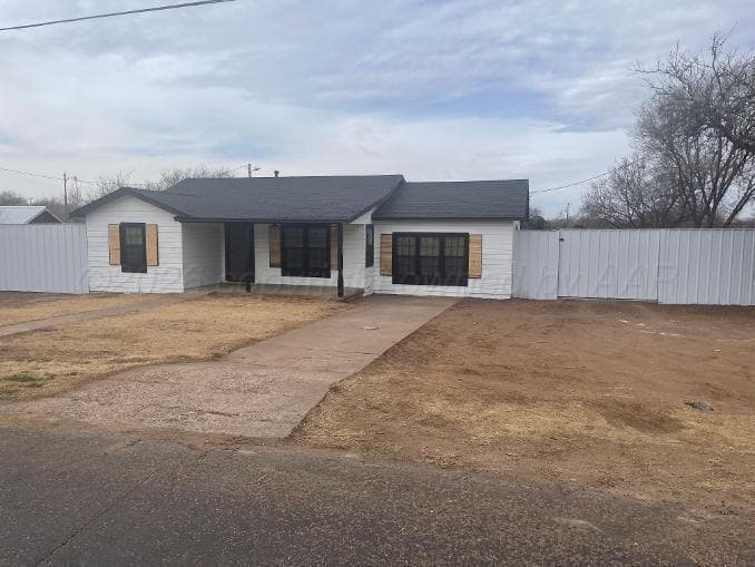 4605 Hinsey Drive, Amarillo, TX 79108