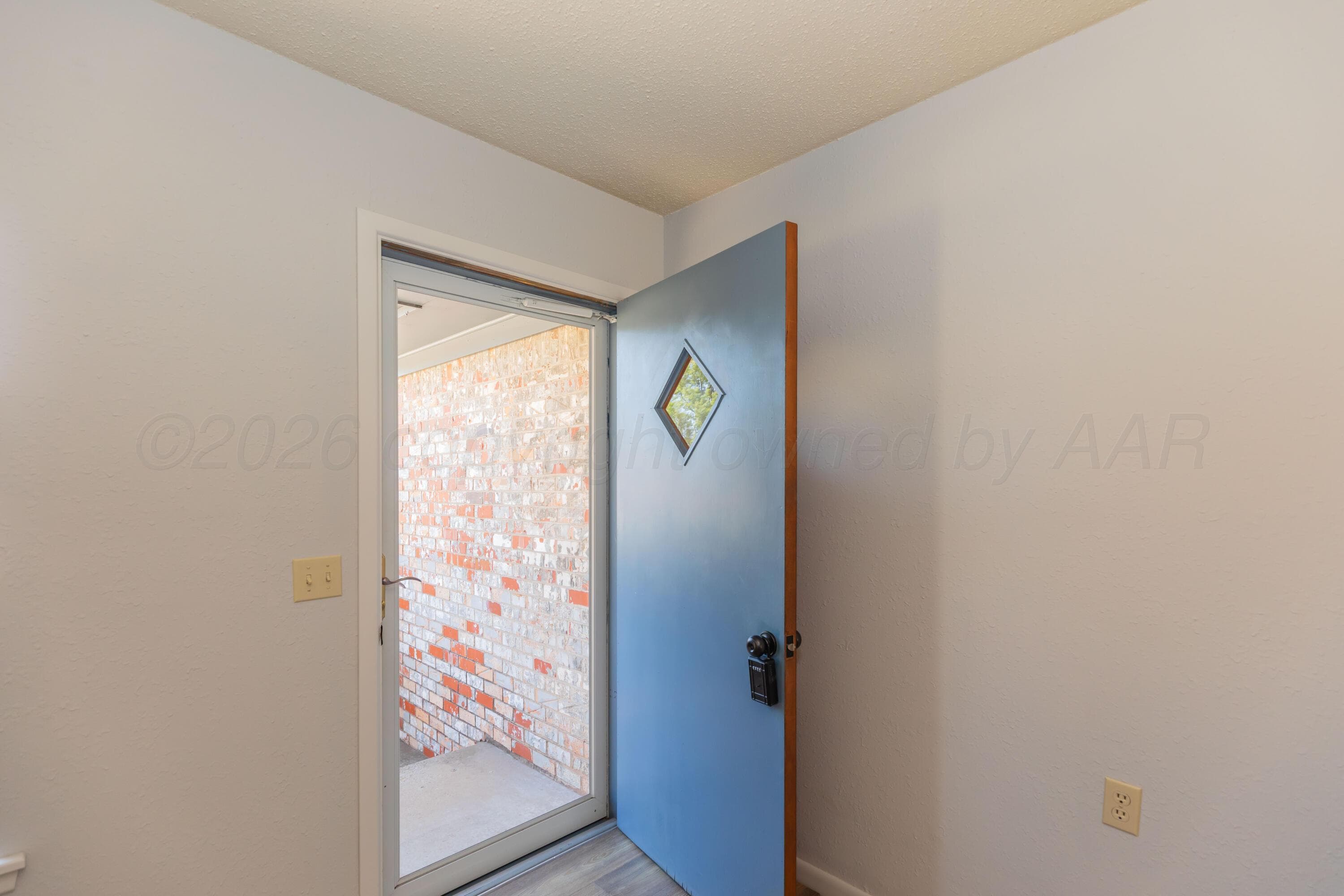 813 S Houston Street, Shamrock, TX 79079, photo 3