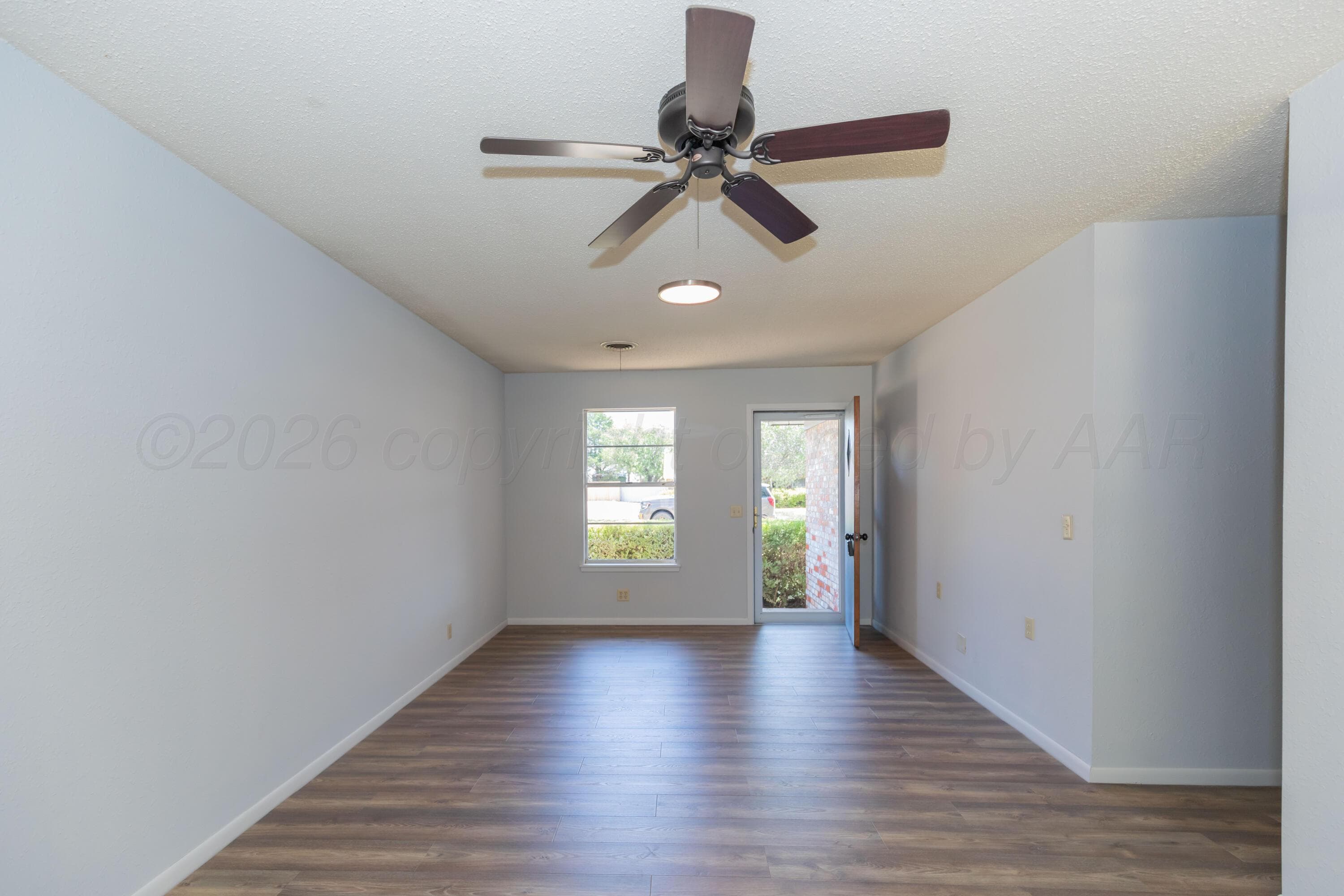813 S Houston Street, Shamrock, TX 79079, photo 5