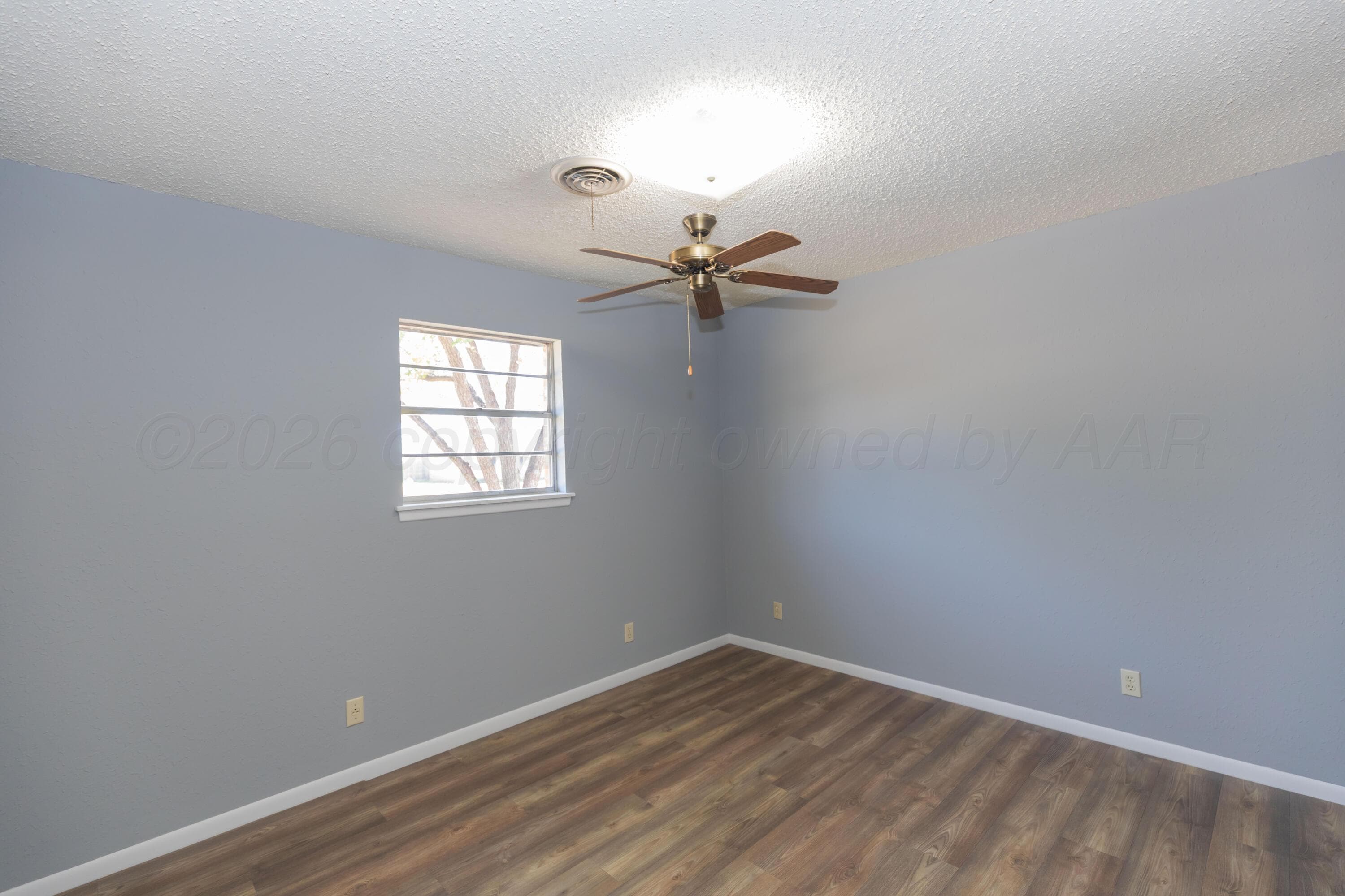 813 S Houston Street, Shamrock, TX 79079, photo 14