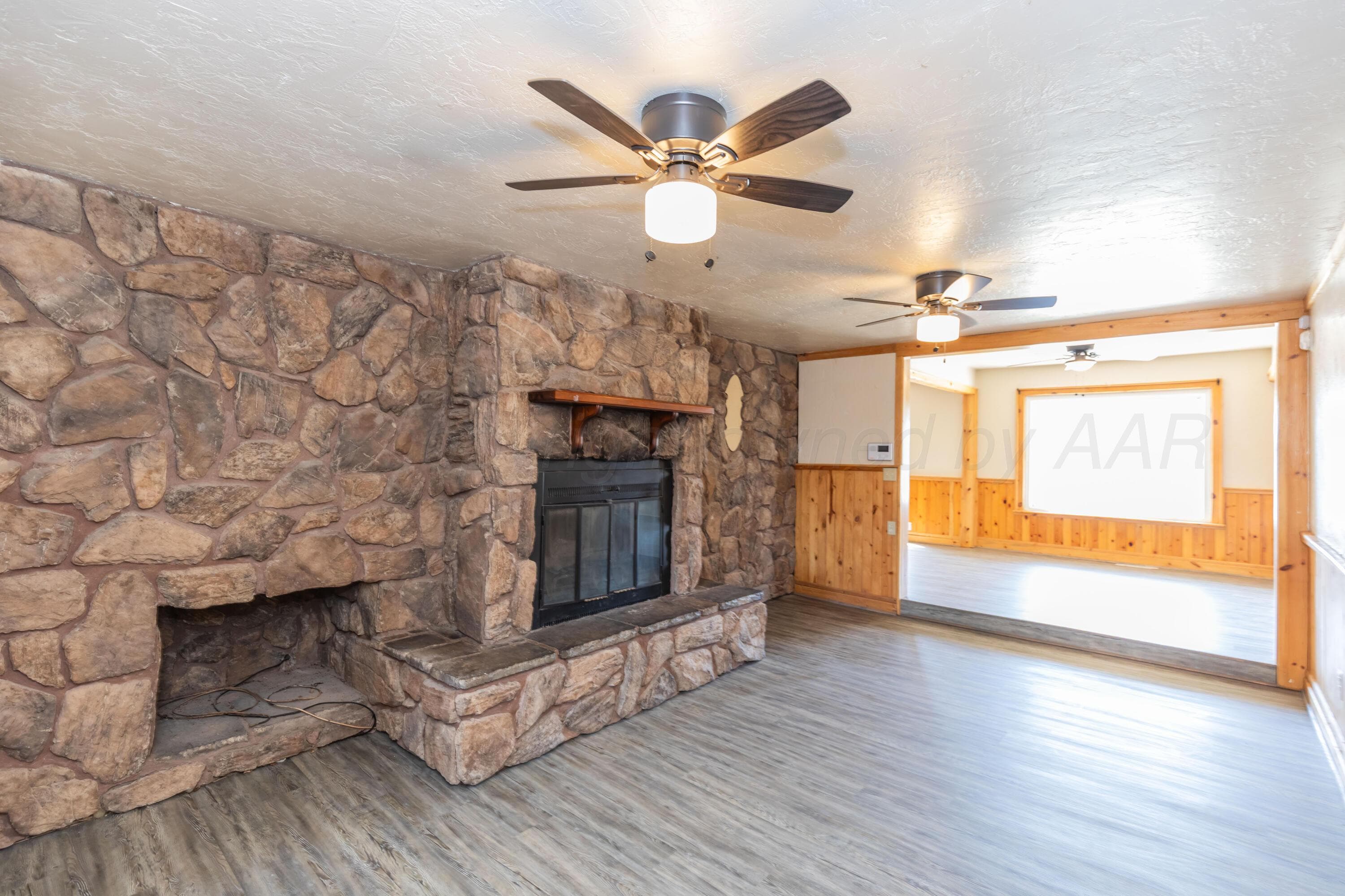 1044 W CINDERELLA Drive, Pampa, TX 79065-2709, photo 12