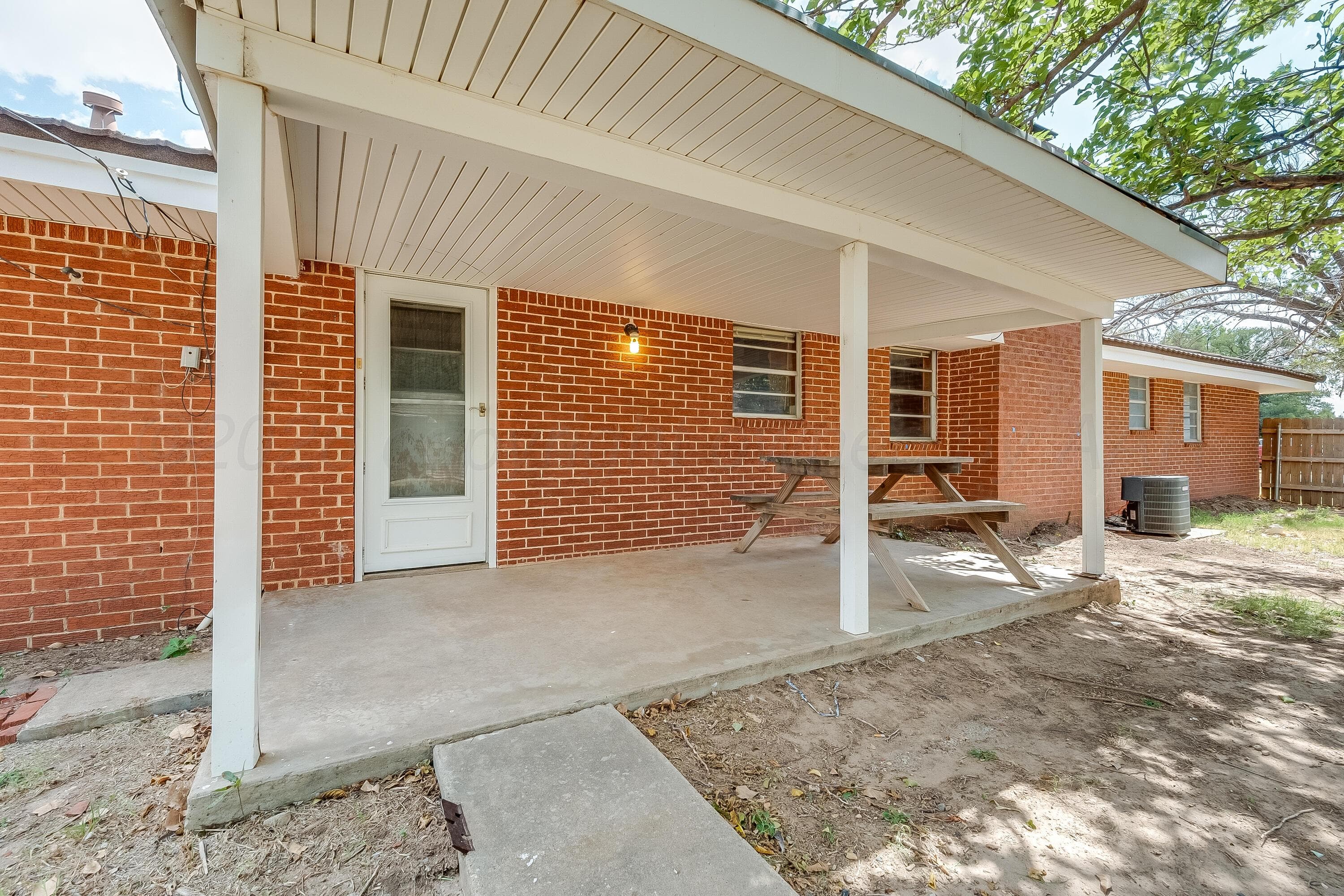 609 Ware Avenue, Groom, TX 79039, photo 22