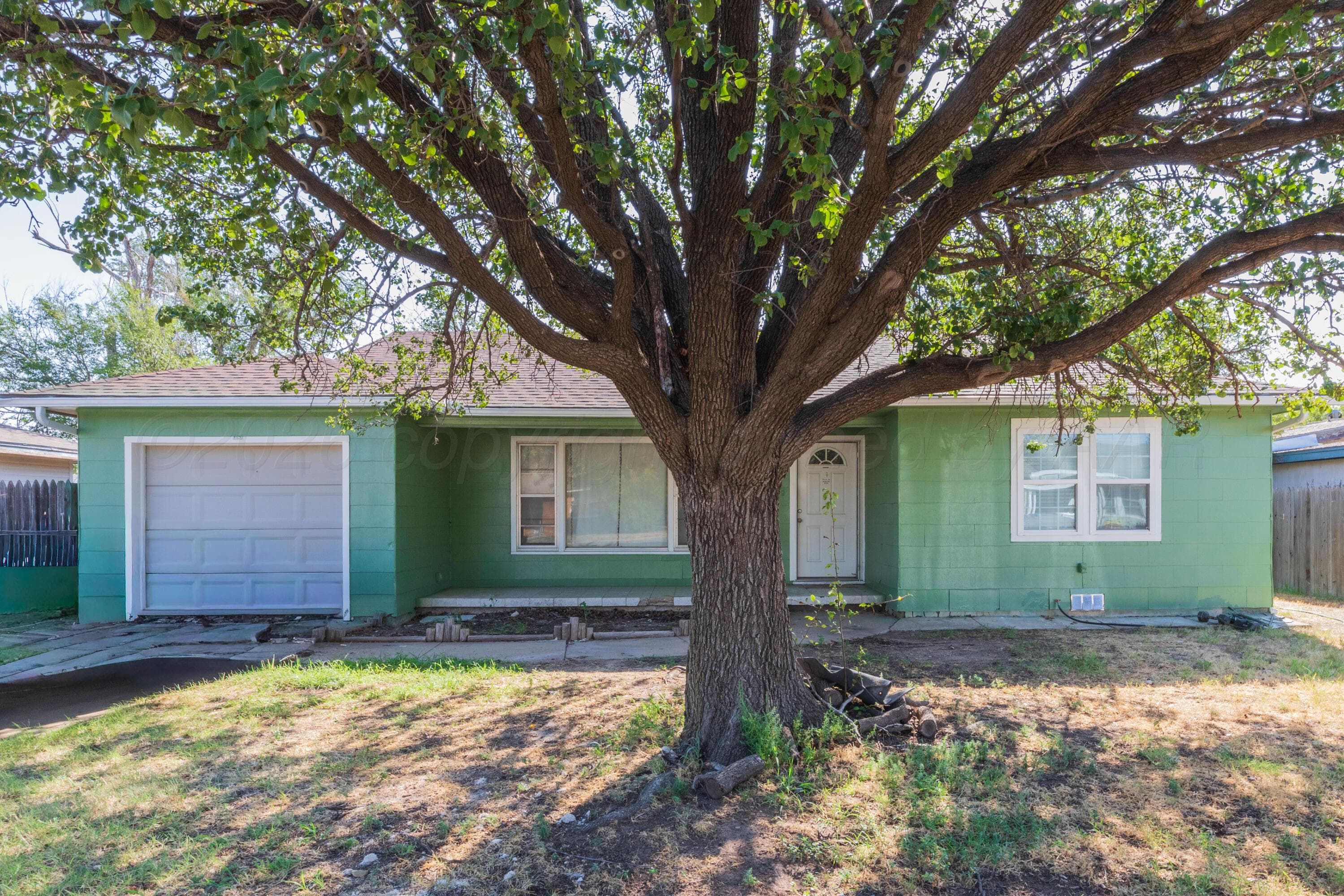 2114 WILLISTON Street, Pampa, TX 79065-3635