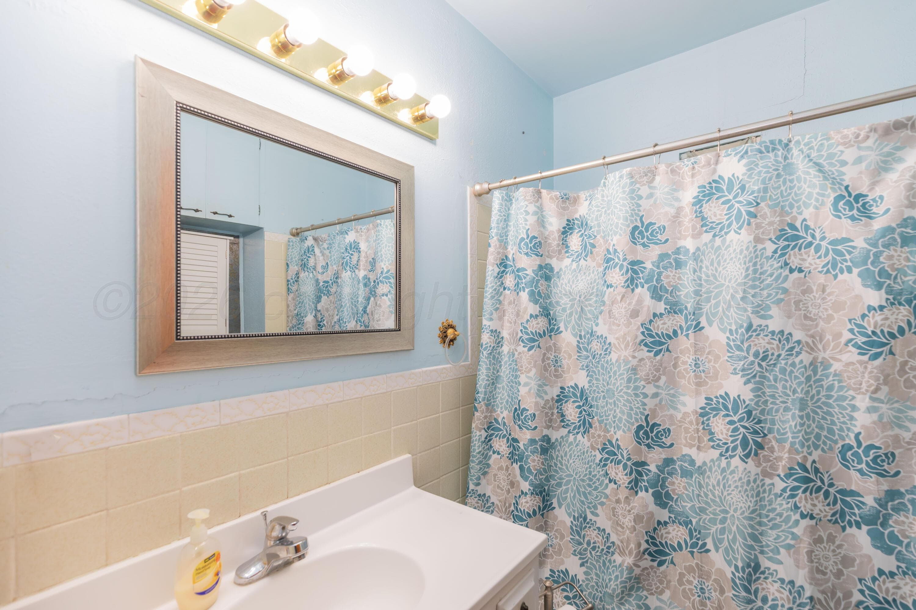 900 S Madden Street, Shamrock, TX 79079, photo 19