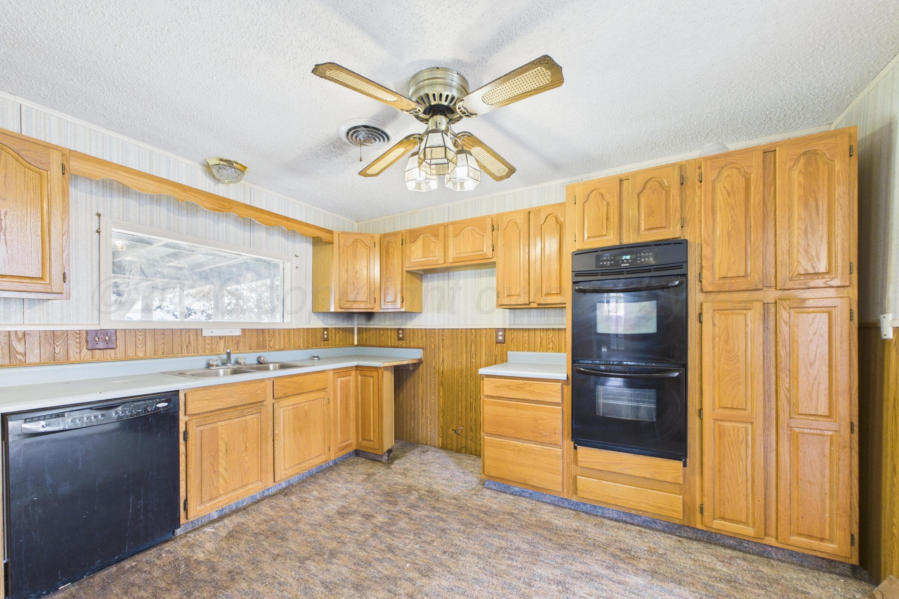801 W CRAWFORD Street, Pampa, TX 79065-7109, photo 7