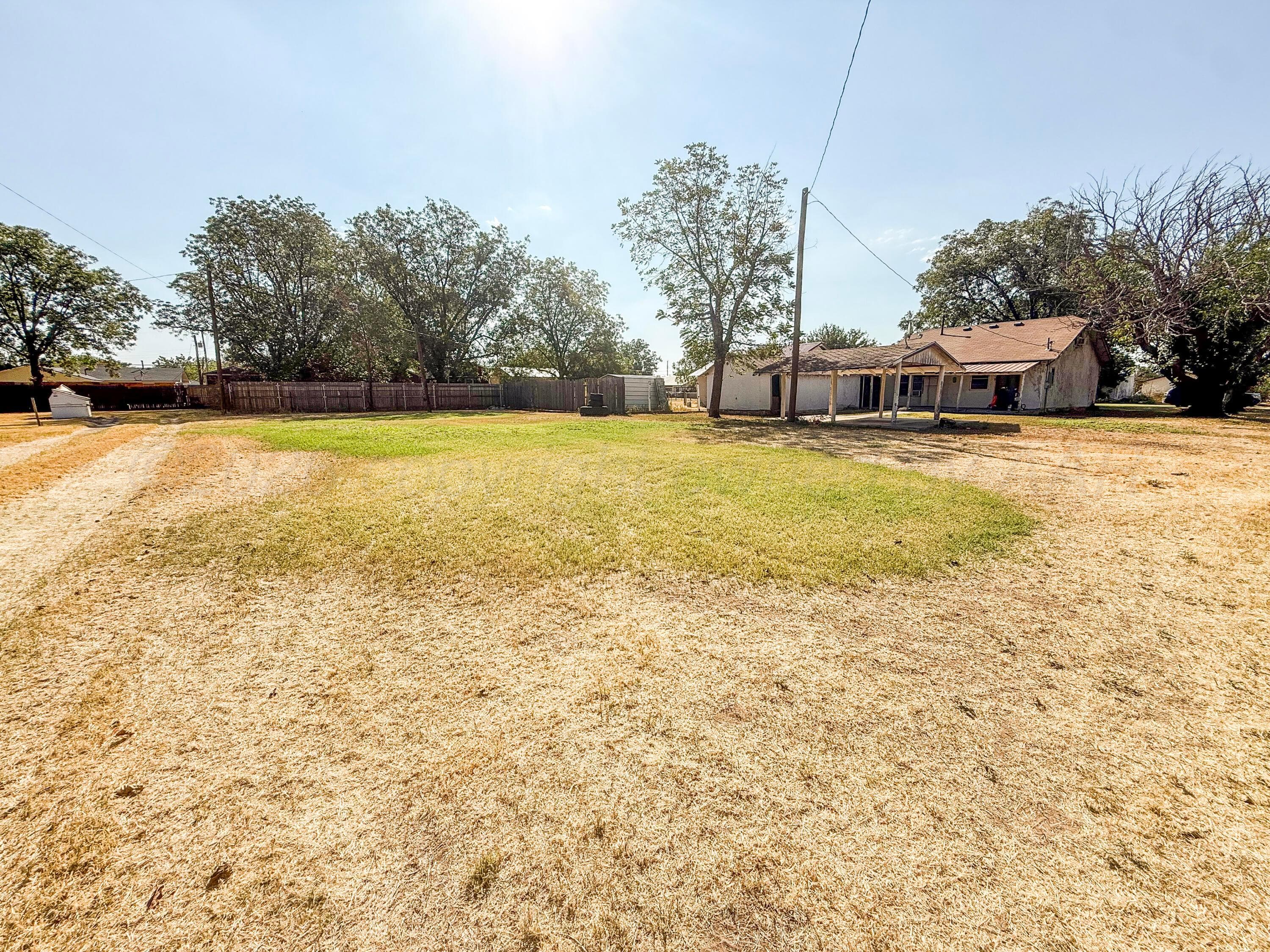 1621 W Dover Street, Memphis, TX 79245, photo 13