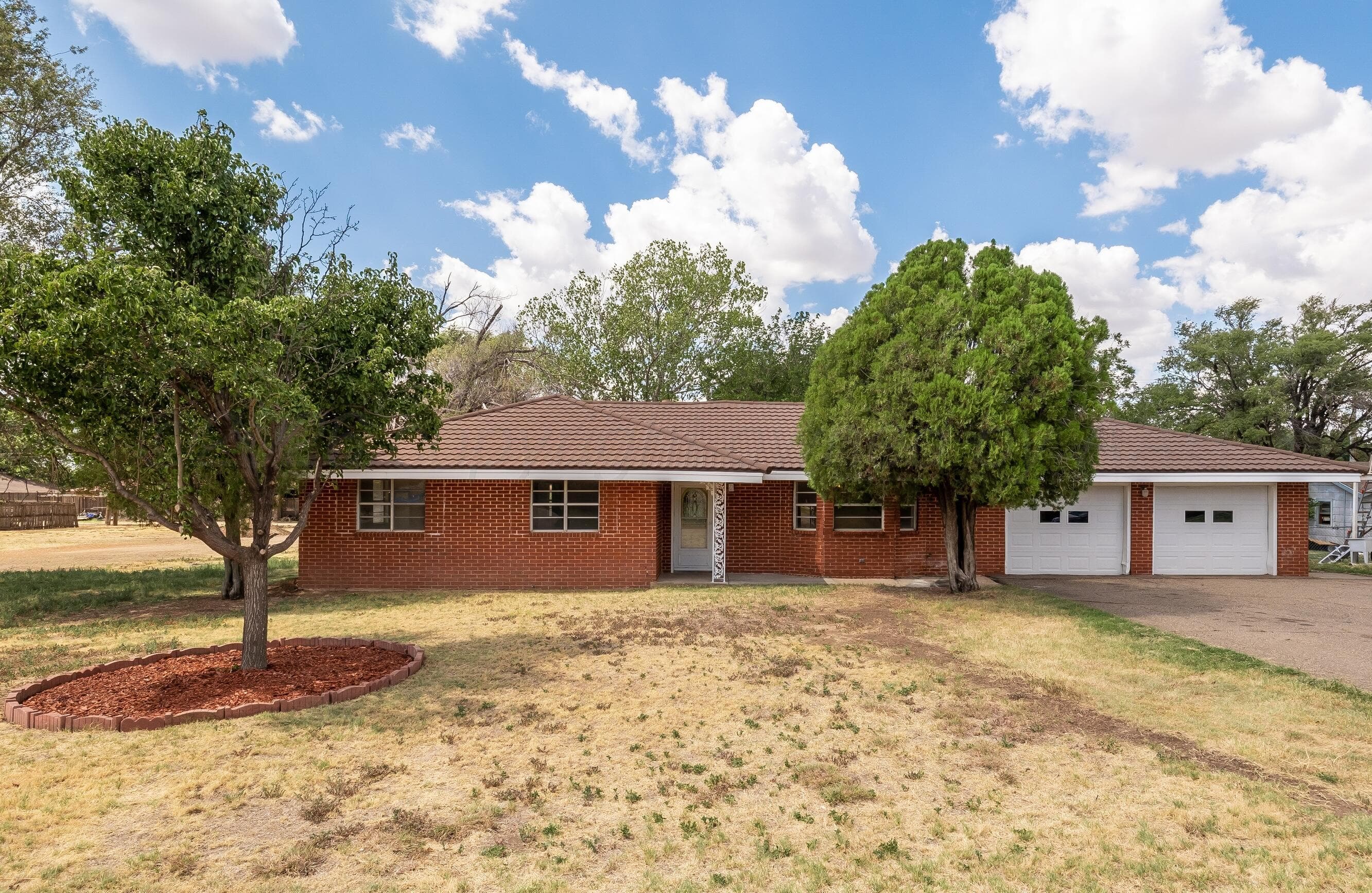 609 Ware Avenue, Groom, TX 79039