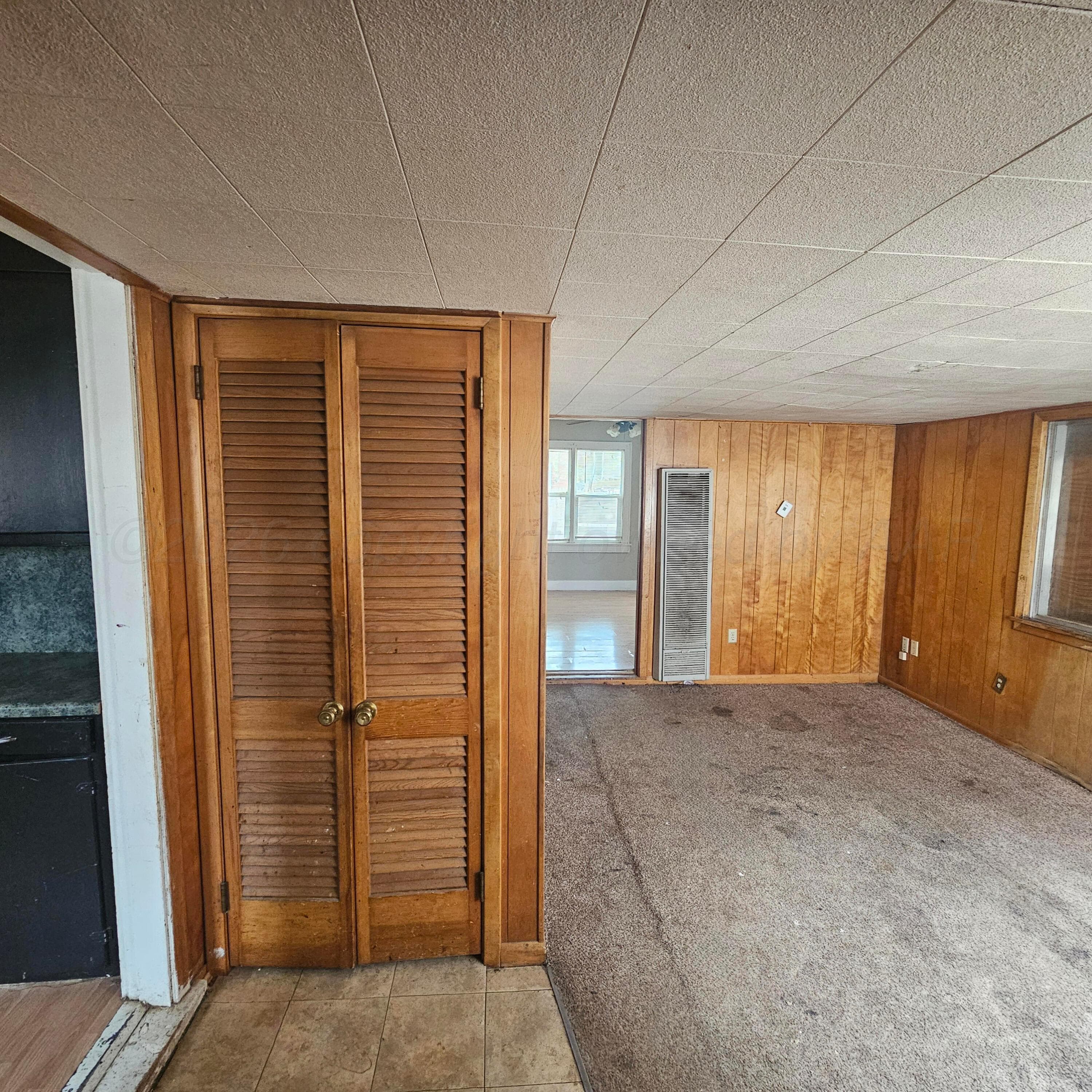 525 SE 2nd Street, Tulia, TX 79088, photo 15
