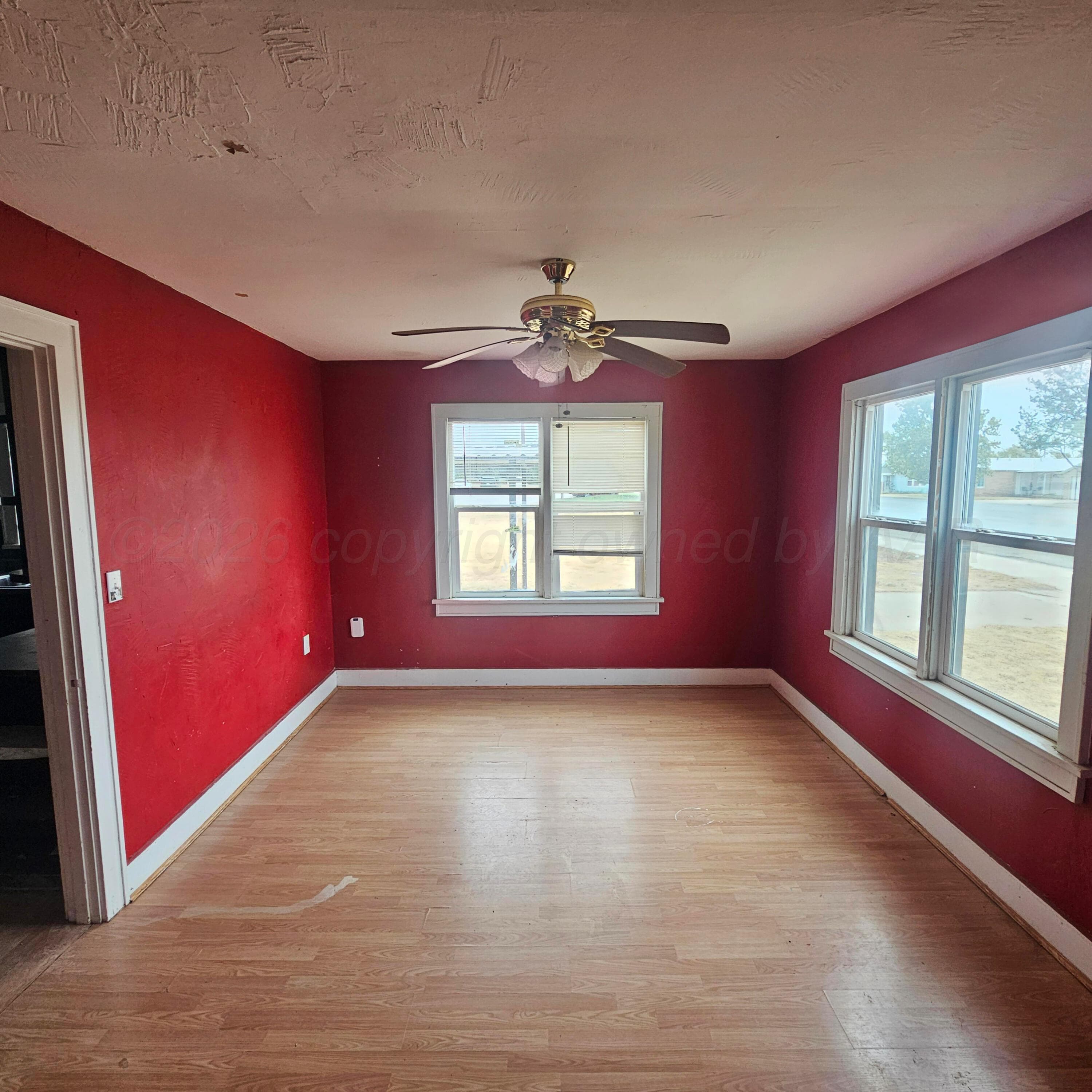 525 SE 2nd Street, Tulia, TX 79088, photo 9