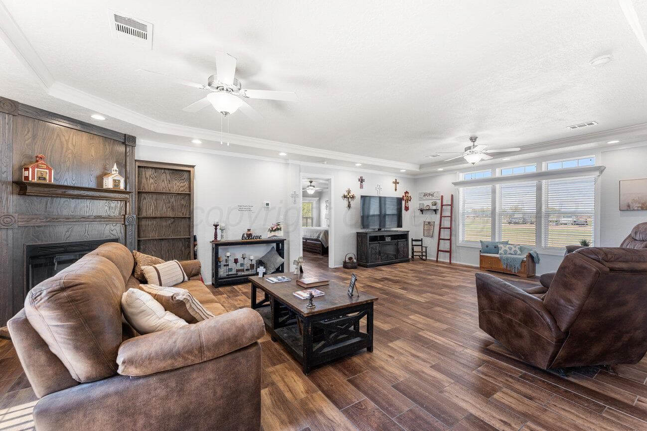 300 10th Street, Claude, TX 79019, photo 7
