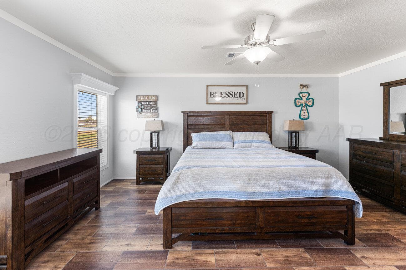 300 10th Street, Claude, TX 79019, photo 25