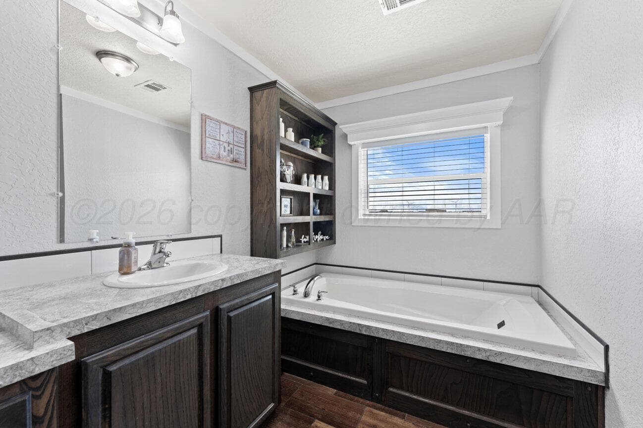 300 10th Street, Claude, TX 79019, photo 29