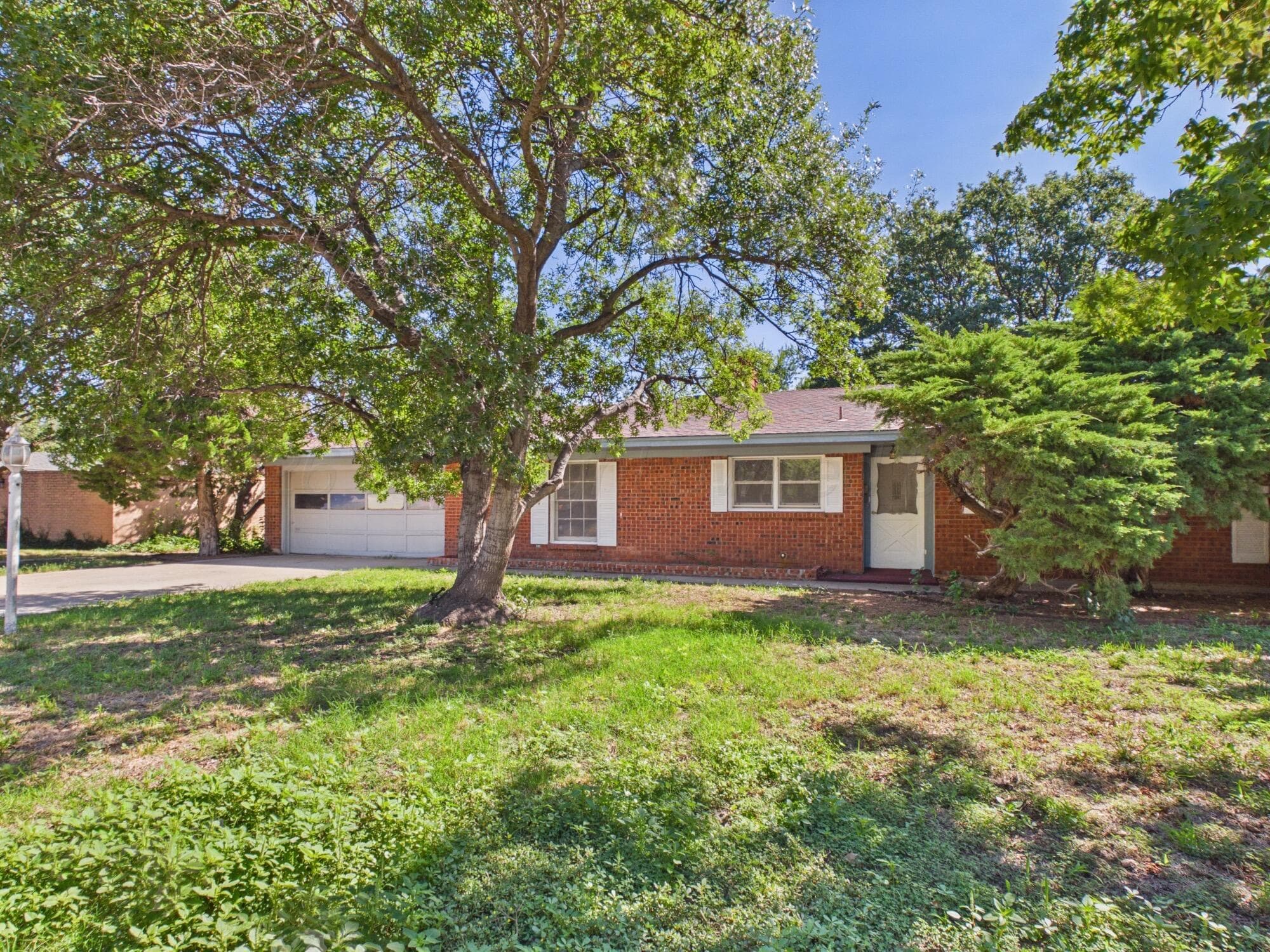122 Mulberry Drive, Dumas, TX 79029