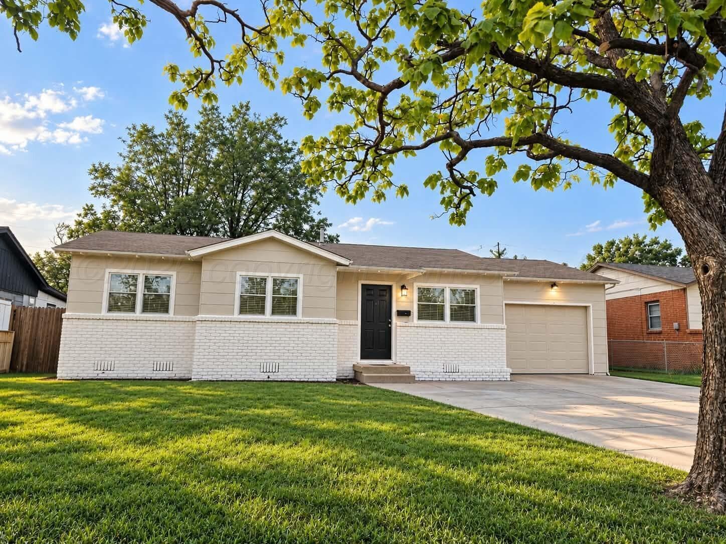 2722 S Woodland Street, Amarillo, TX 79103