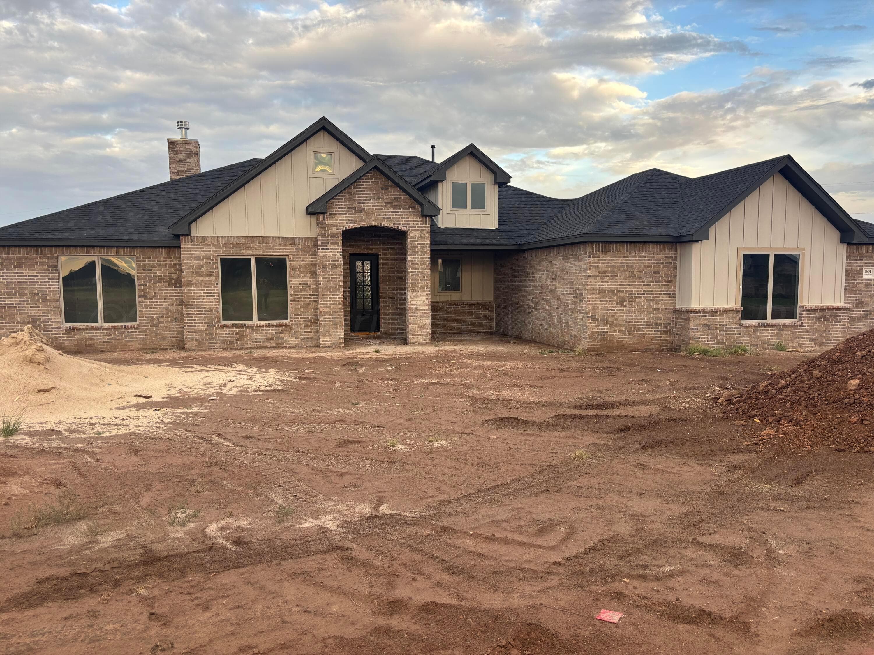 1501 BLAKELY HOLLOW Drive, Amarillo, TX 79124-2054