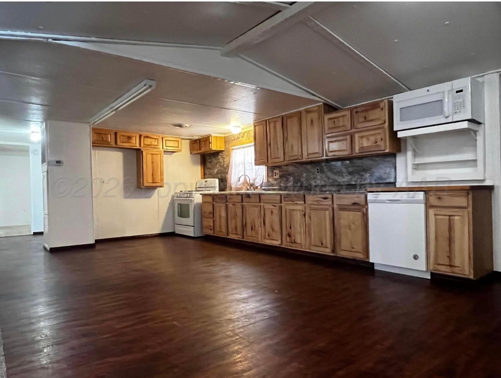 101 Gaines Street, Claude, TX 79019, photo 17