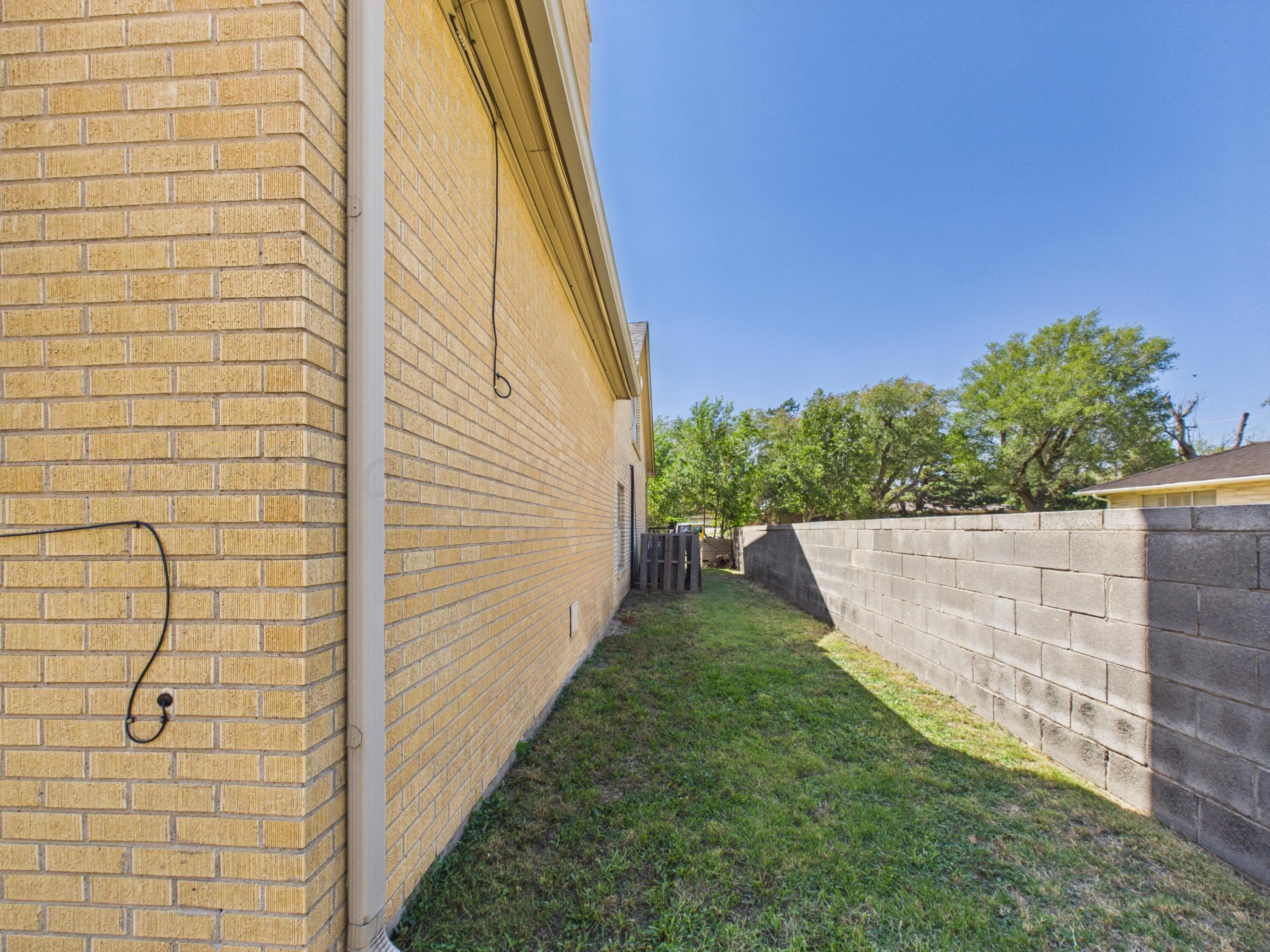 1704 N Christine Street, Pampa, TX 79065-4432, photo 41