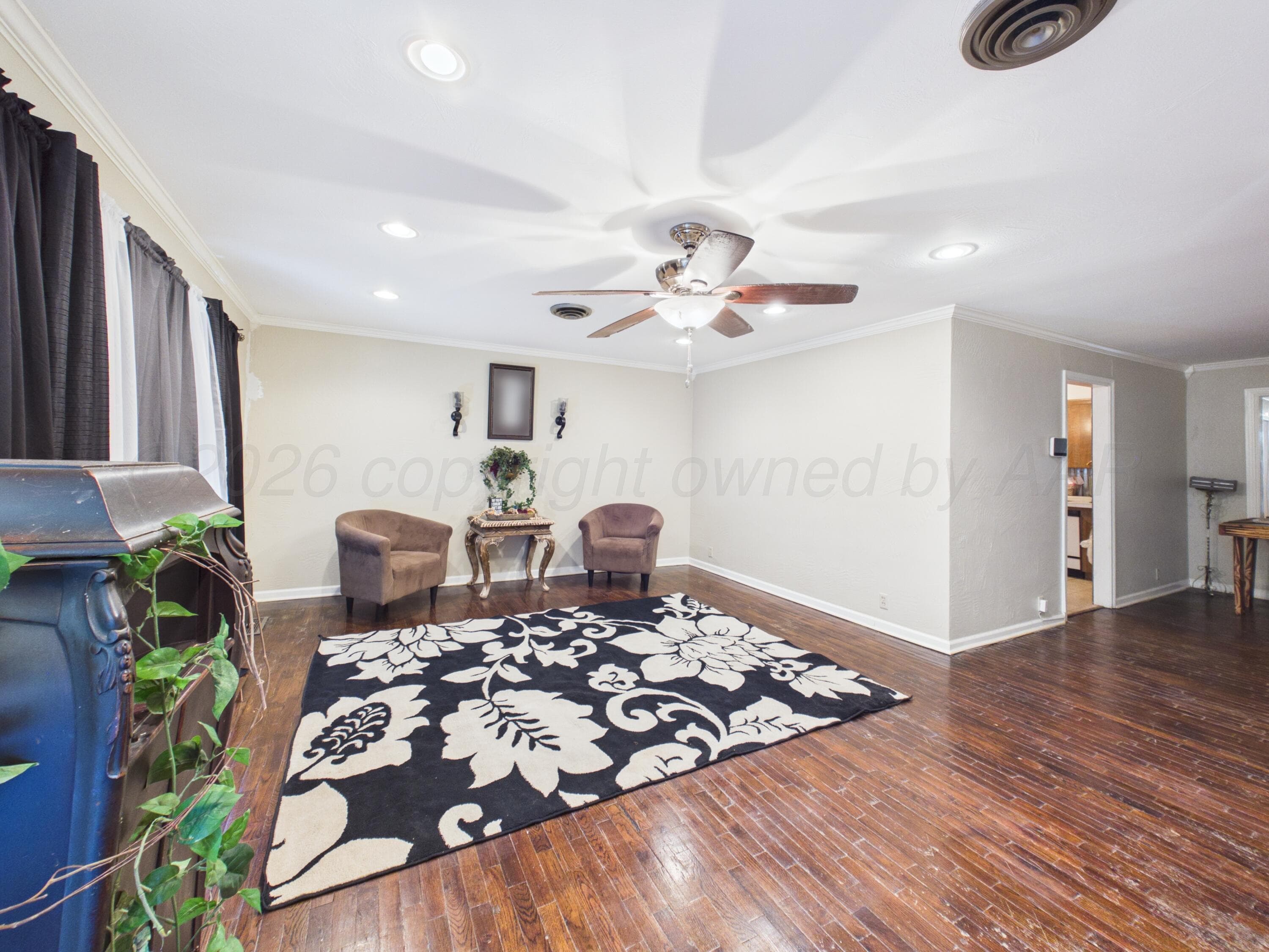 1704 N Christine Street, Pampa, TX 79065-4432, photo 5