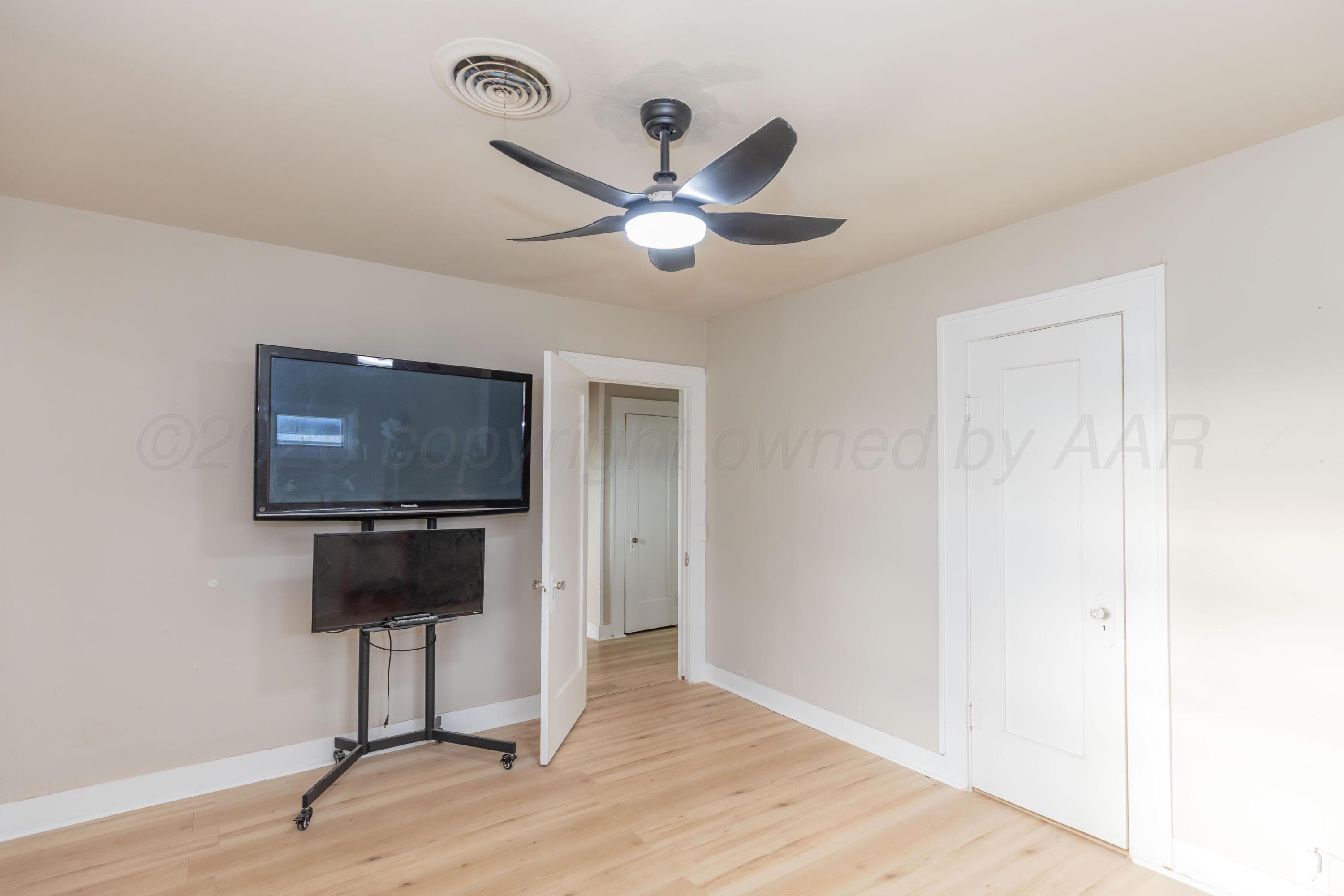 313 High Street, Claude, TX 79019, photo 23