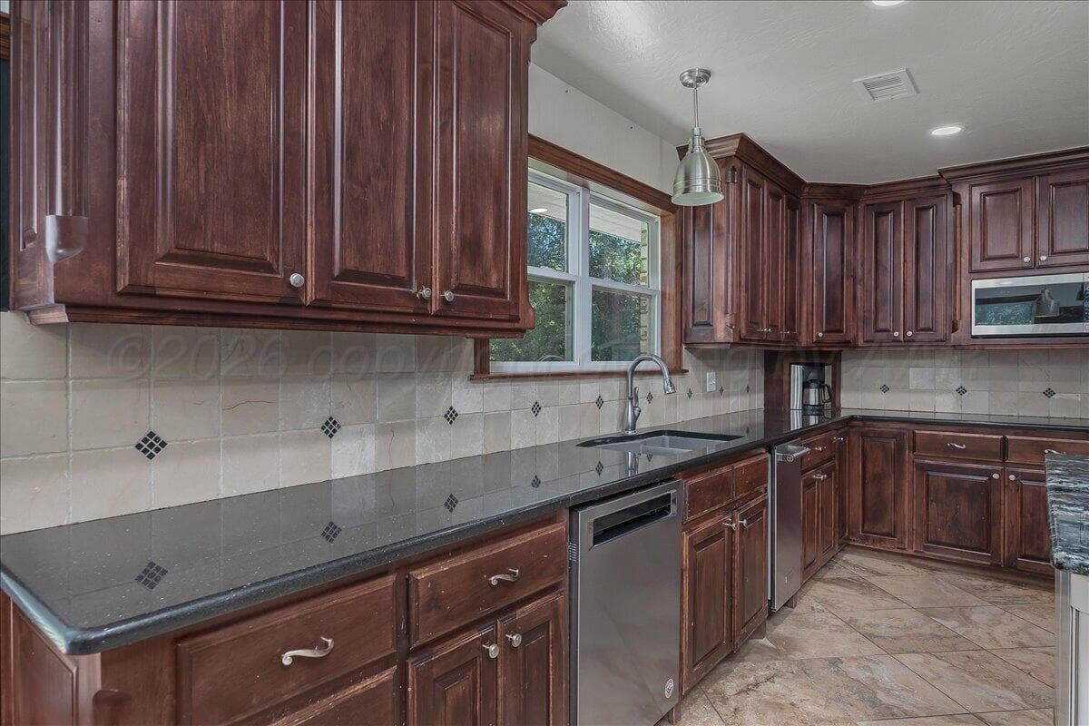 519 S Shore Drive, Amarillo, TX 79118, photo 13