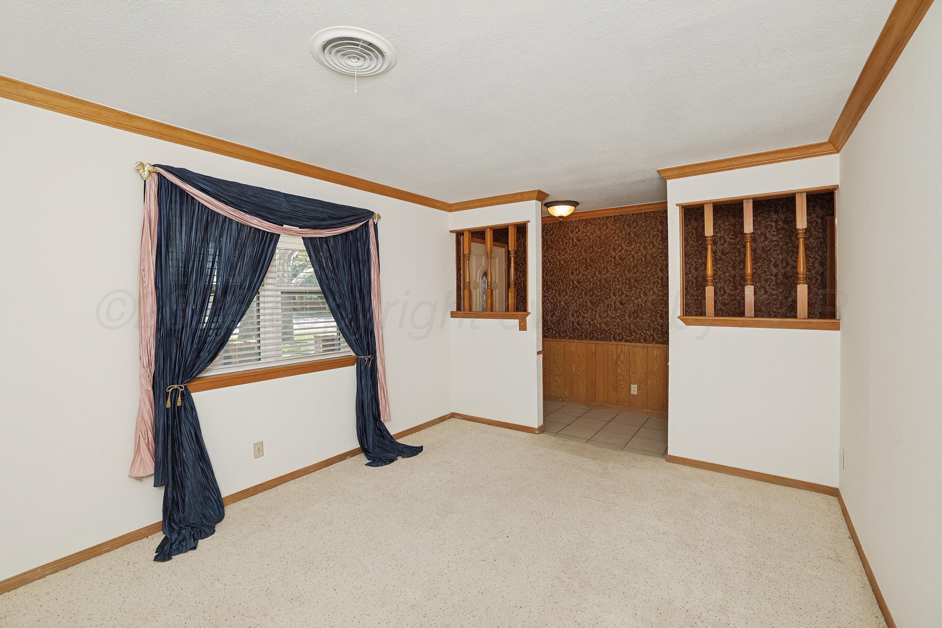704 PHILLIPS Drive, Dumas, TX 79029-5326, photo 6