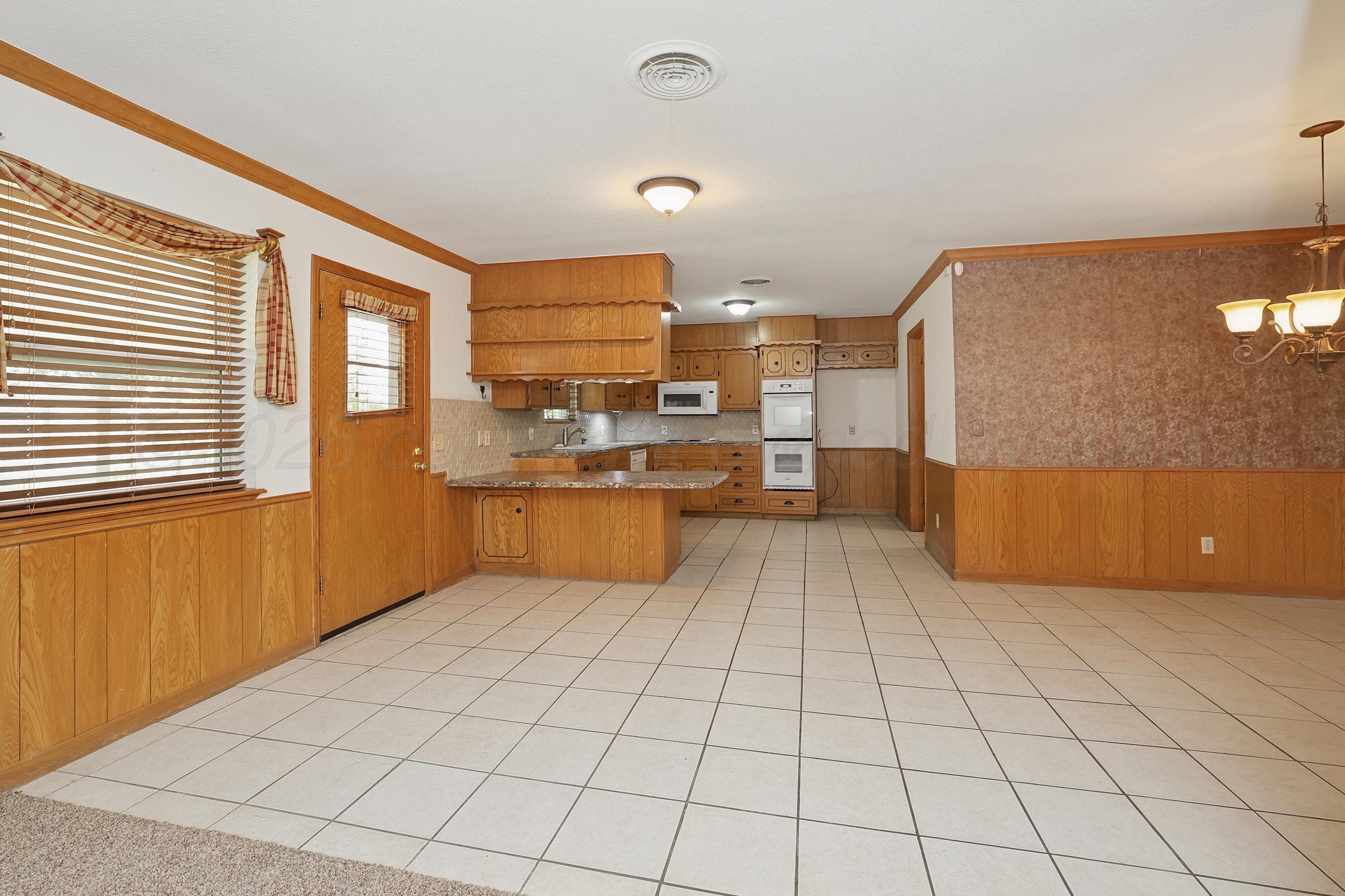 704 PHILLIPS Drive, Dumas, TX 79029-5326, photo 10