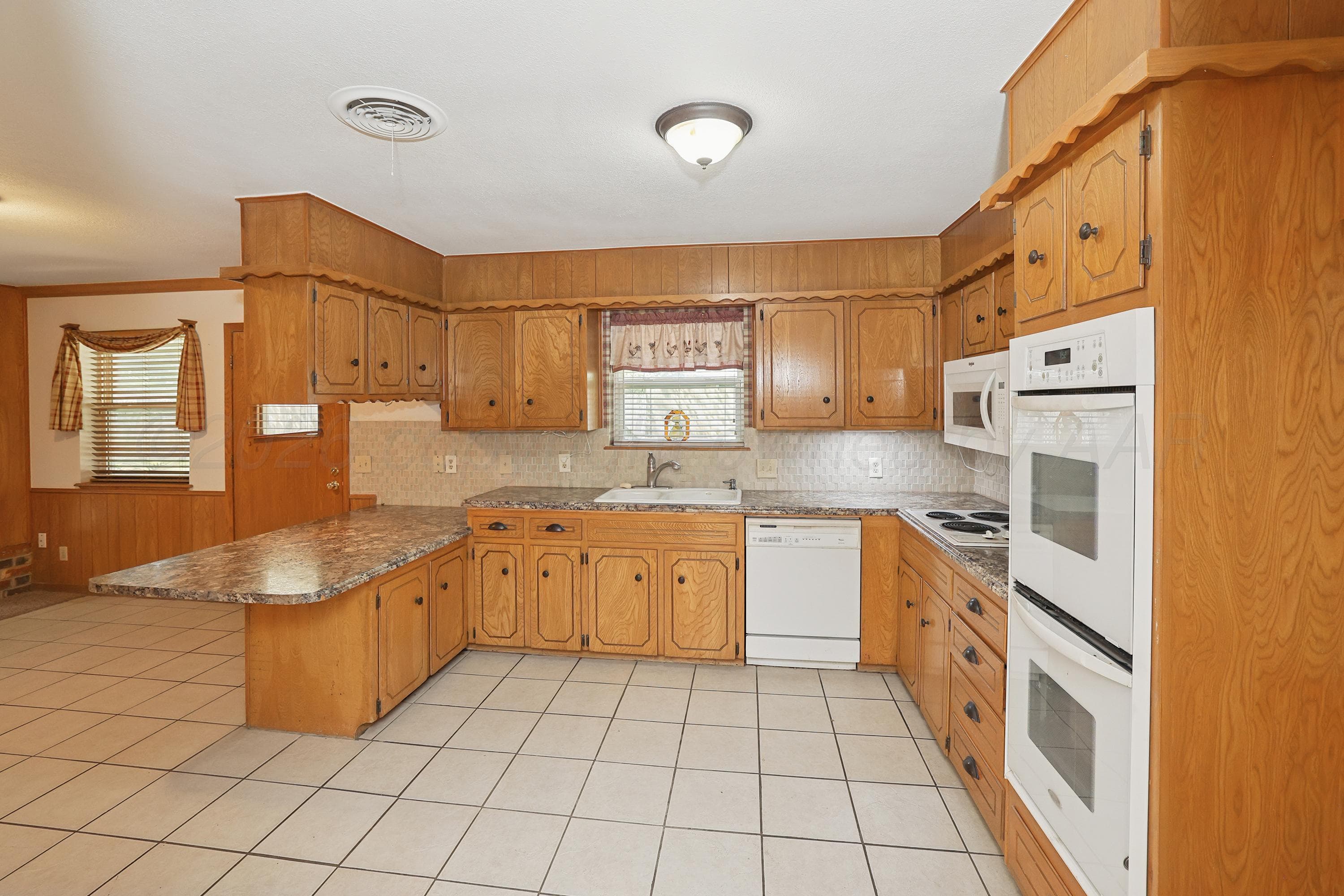 704 PHILLIPS Drive, Dumas, TX 79029-5326, photo 14