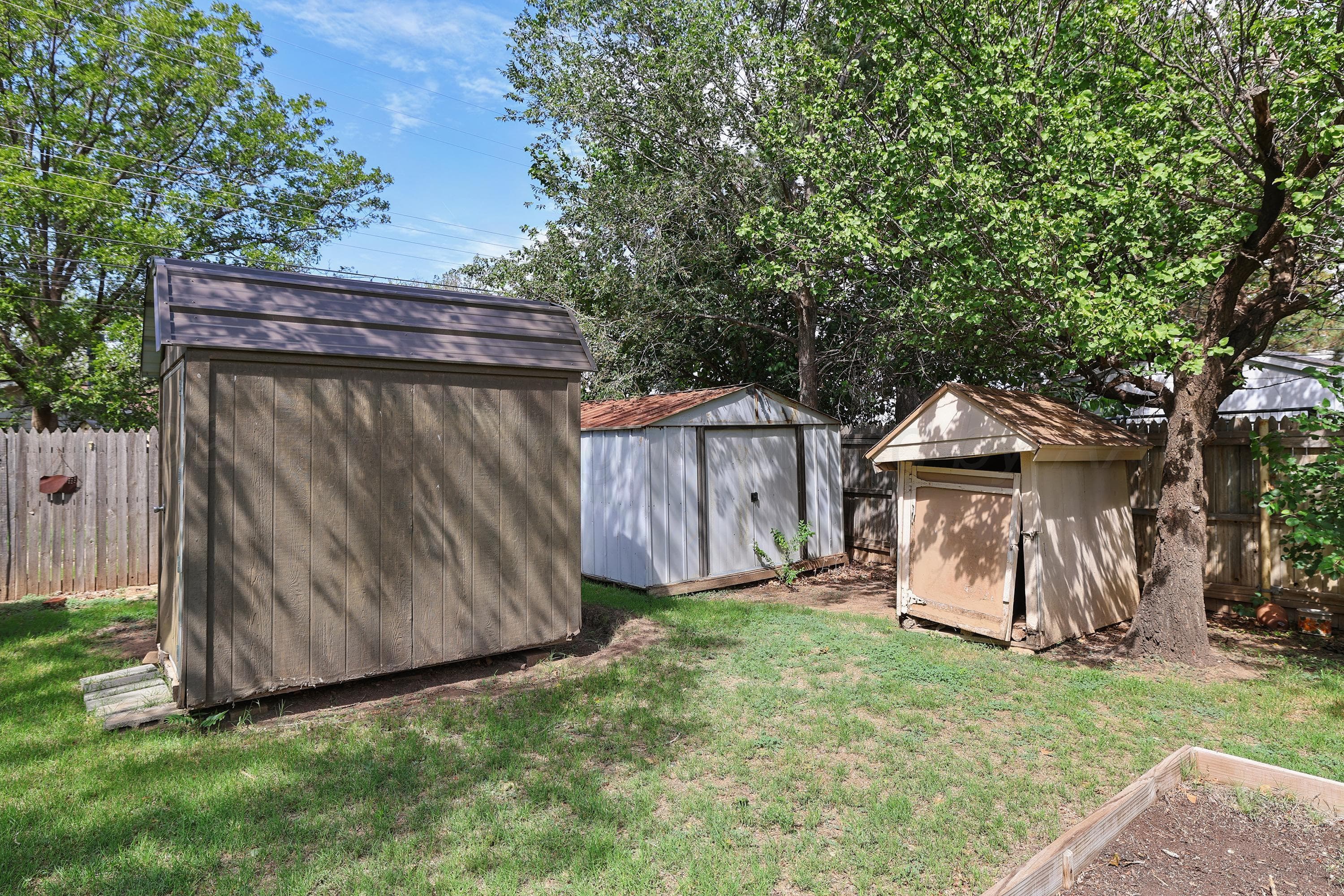 704 PHILLIPS Drive, Dumas, TX 79029-5326, photo 38