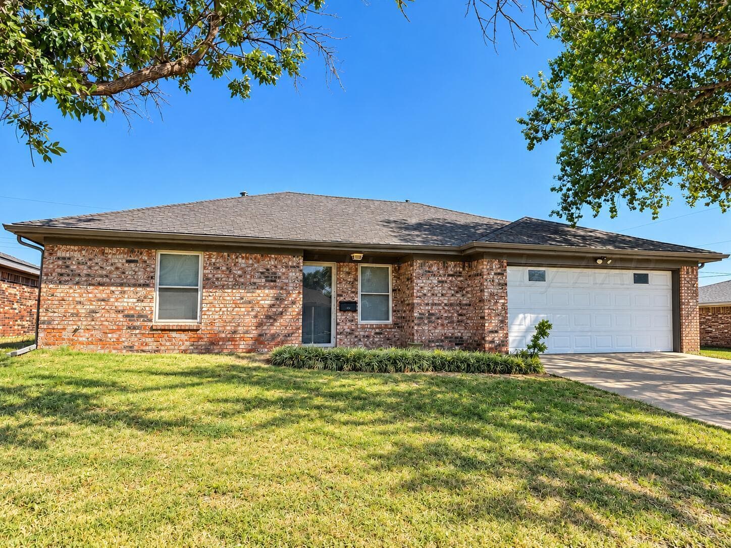 1100 SUGARLOAF Drive, Amarillo, TX 79110-3517