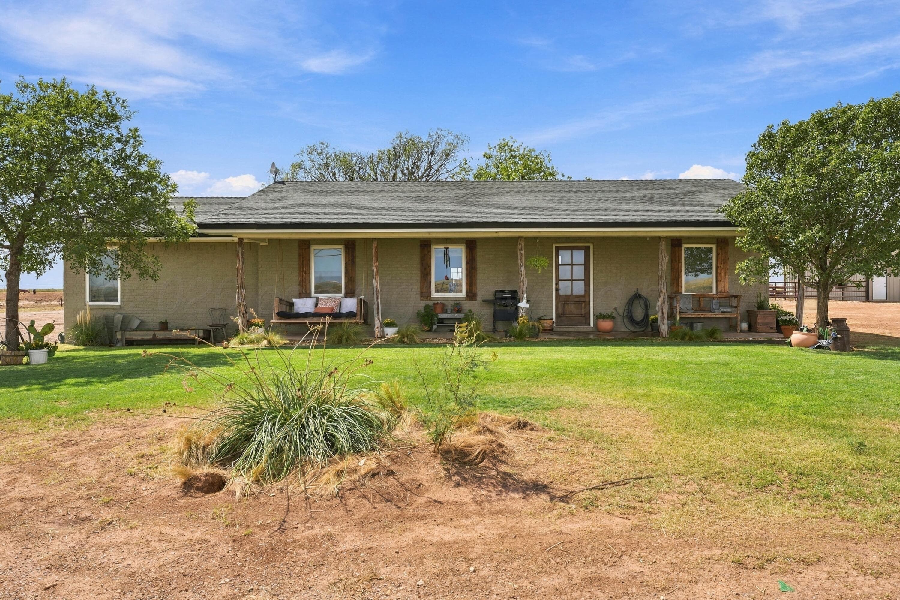 390 Sun Road, Plainview, TX 79072