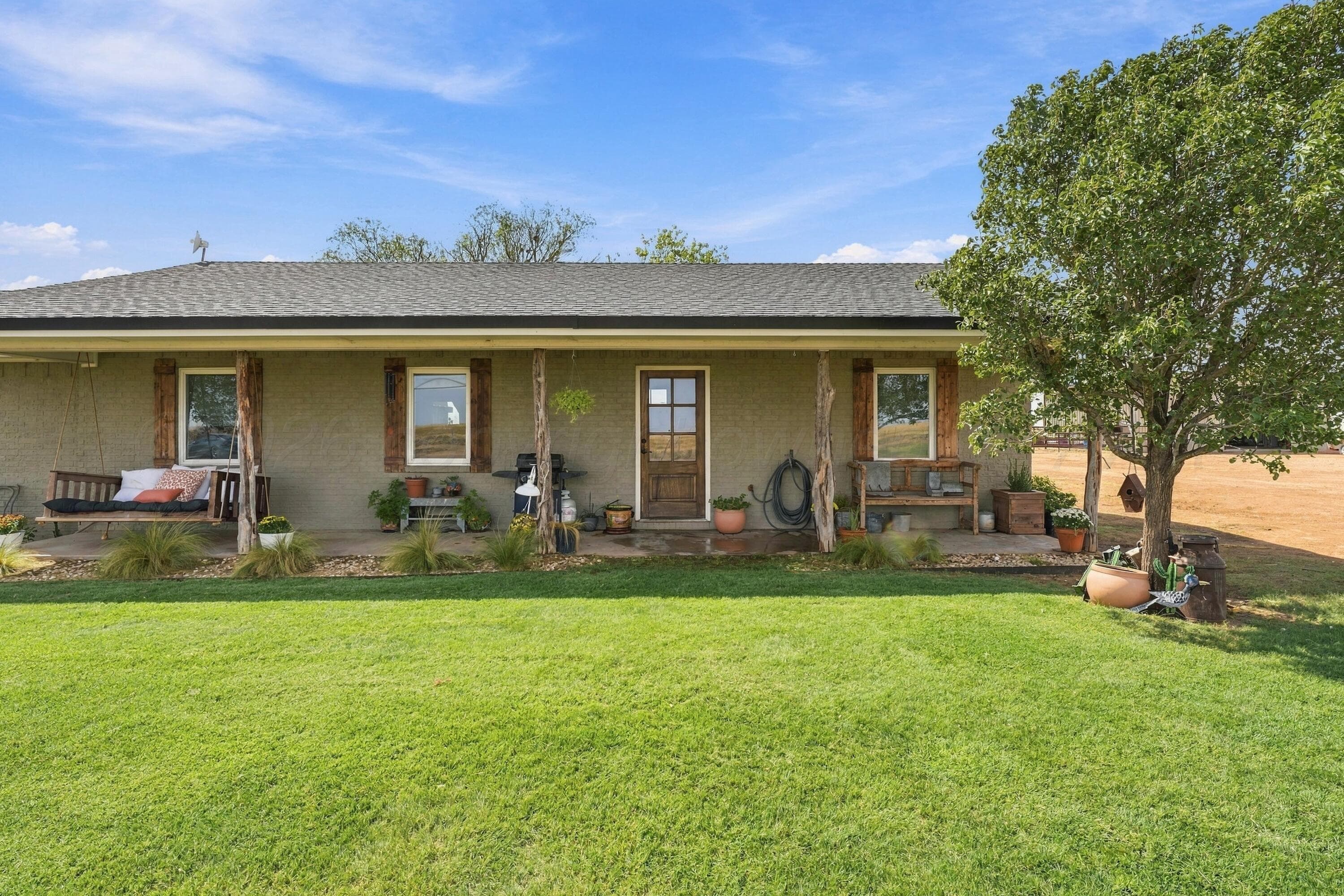 390 Sun Road, Plainview, TX 79072, photo 2