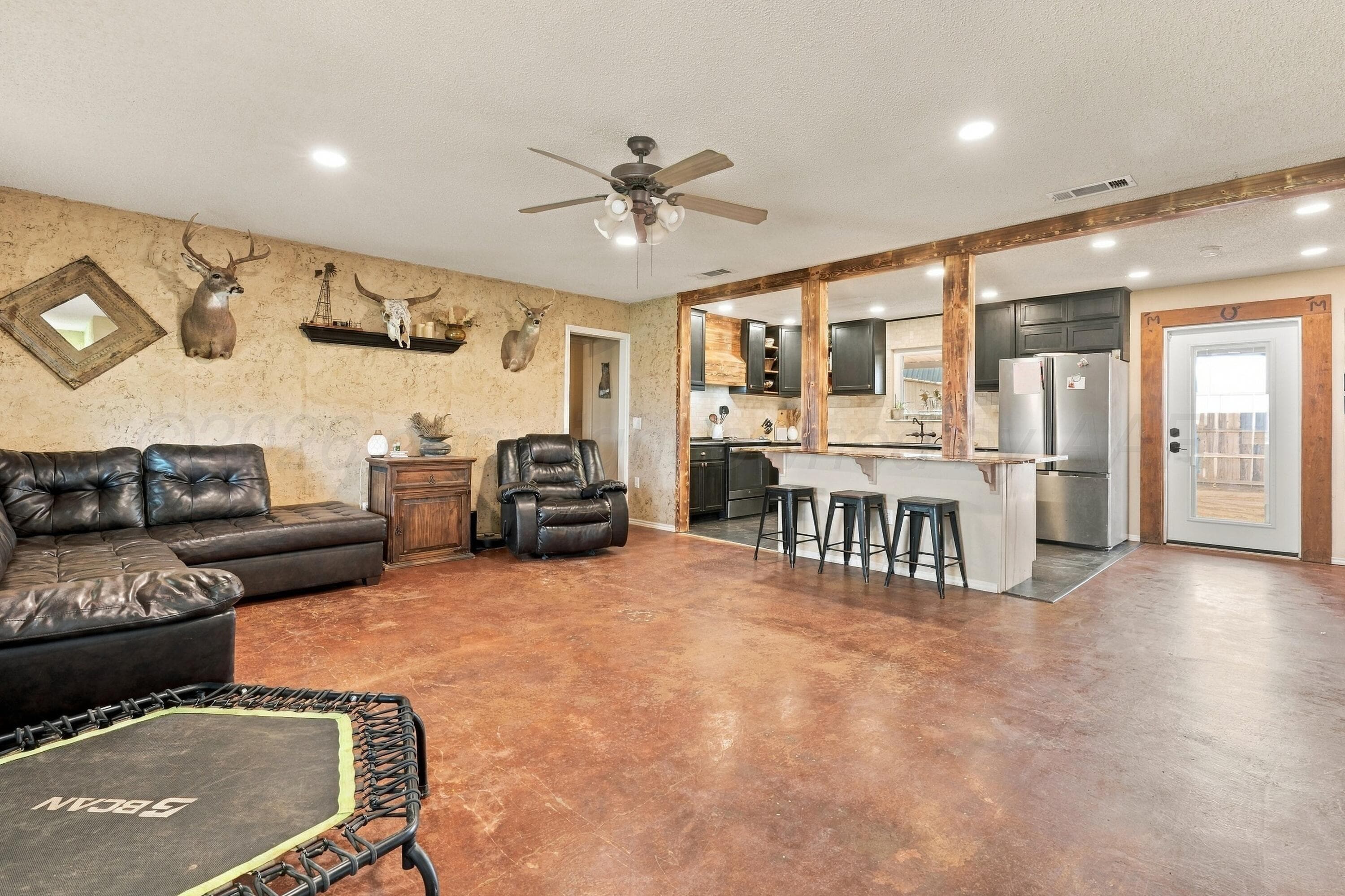 390 Sun Road, Plainview, TX 79072, photo 3