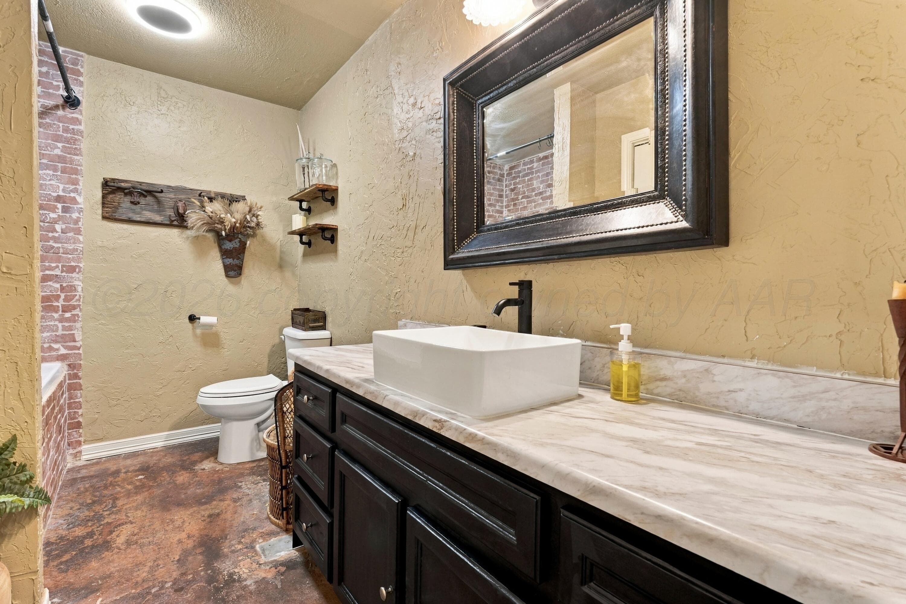 390 Sun Road, Plainview, TX 79072, photo 12