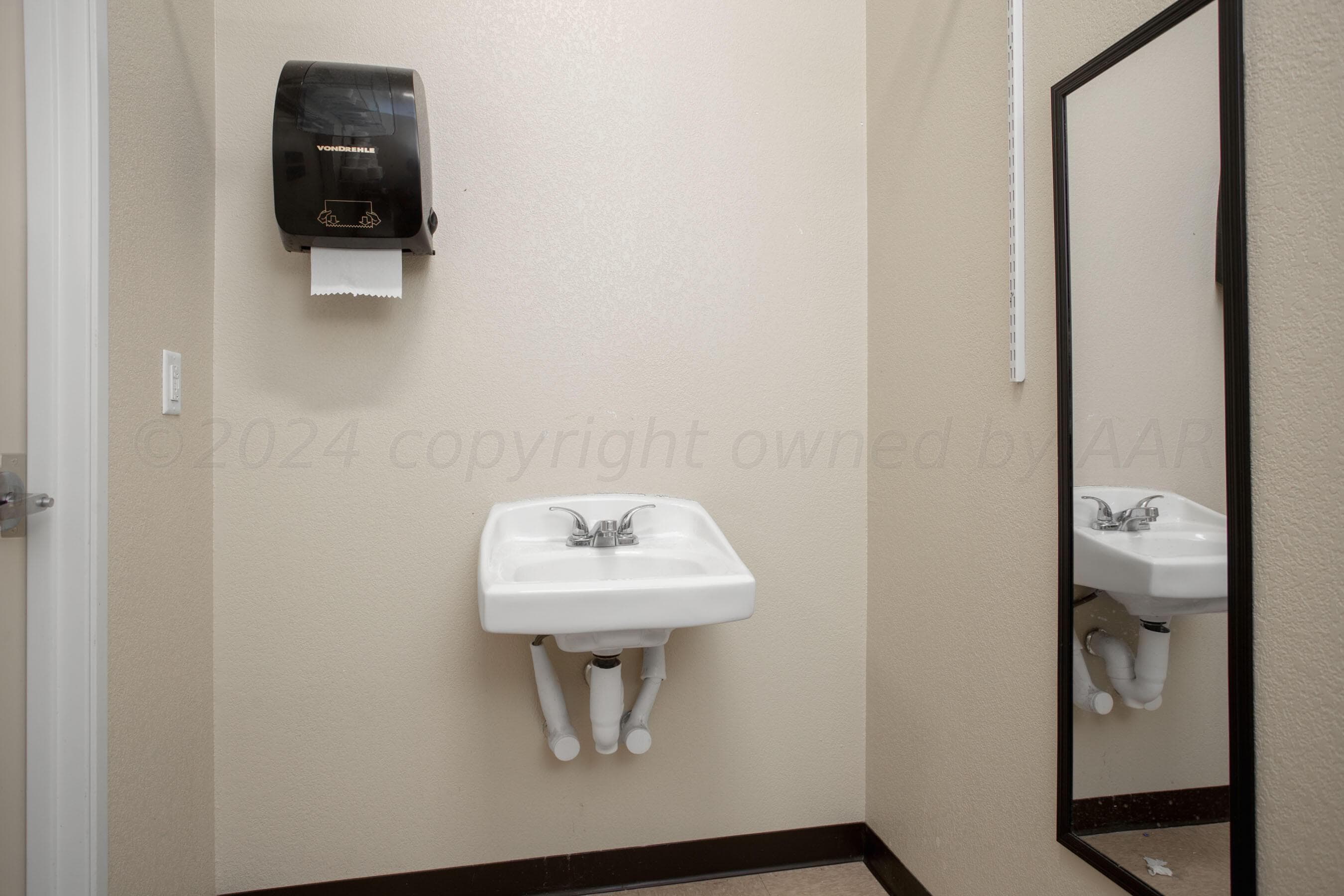 2540 Ross Osage Drive, Amarillo, TX 79103, photo 28