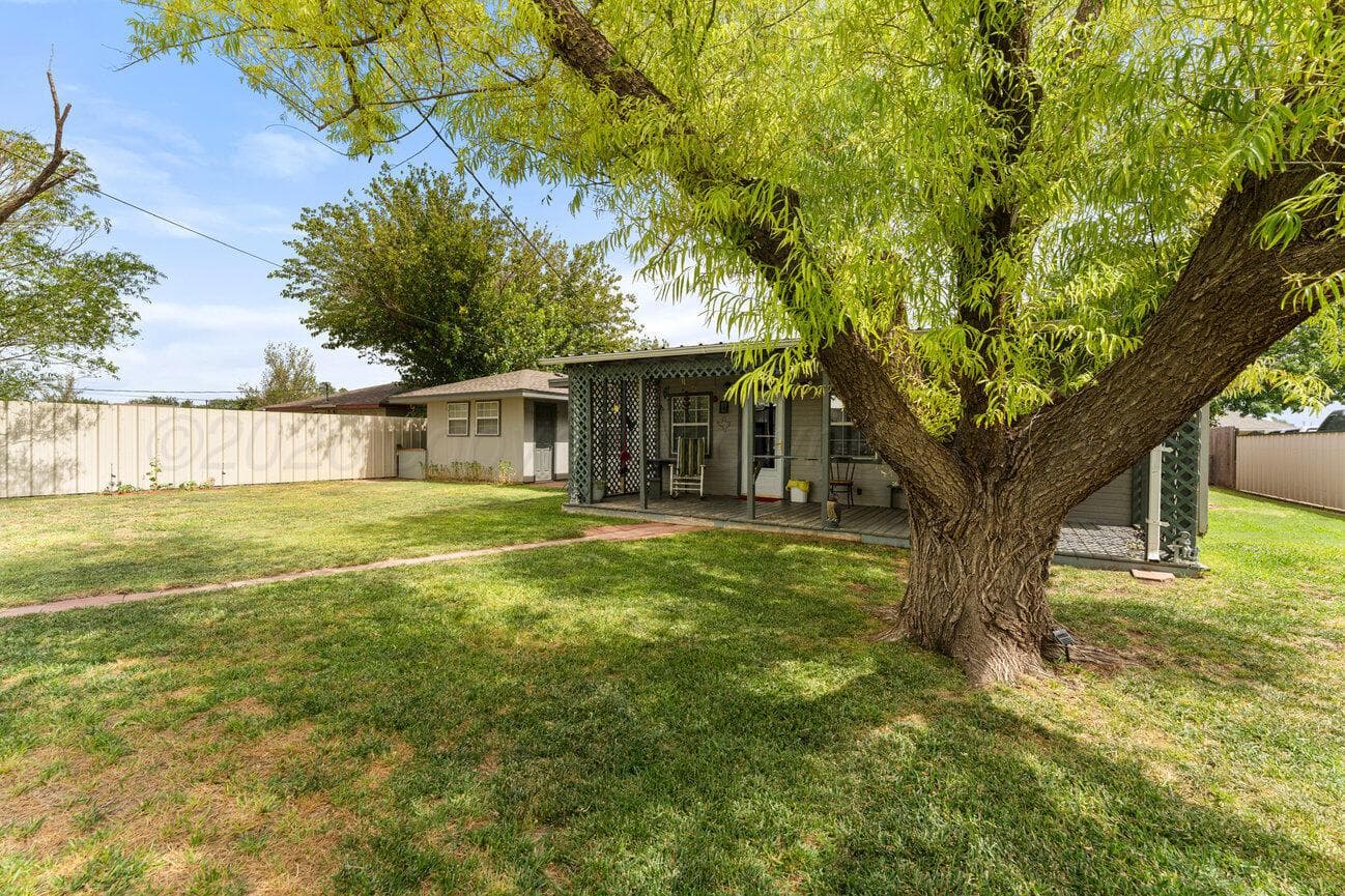 504 Pratt Street, Claude, TX 79019, photo 25