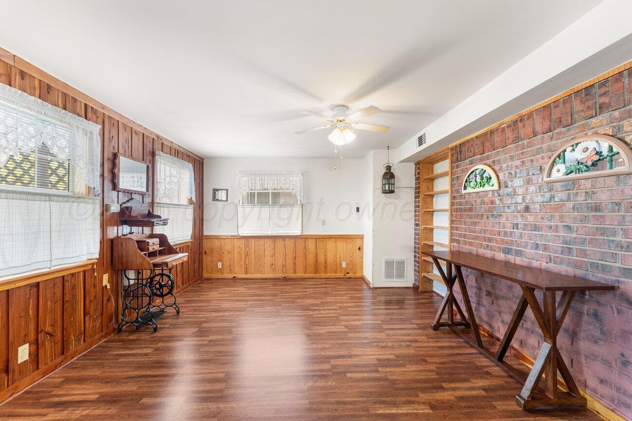 504 Pratt Street, Claude, TX 79019, photo 15