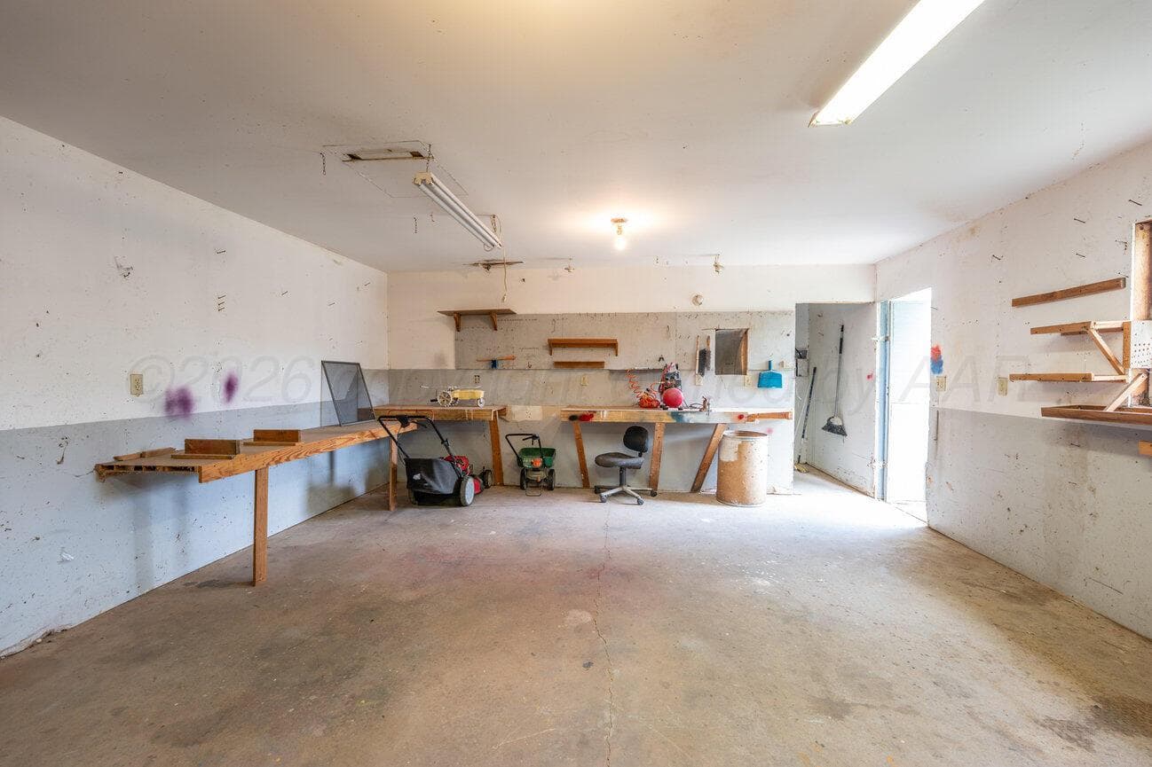 504 Pratt Street, Claude, TX 79019, photo 54