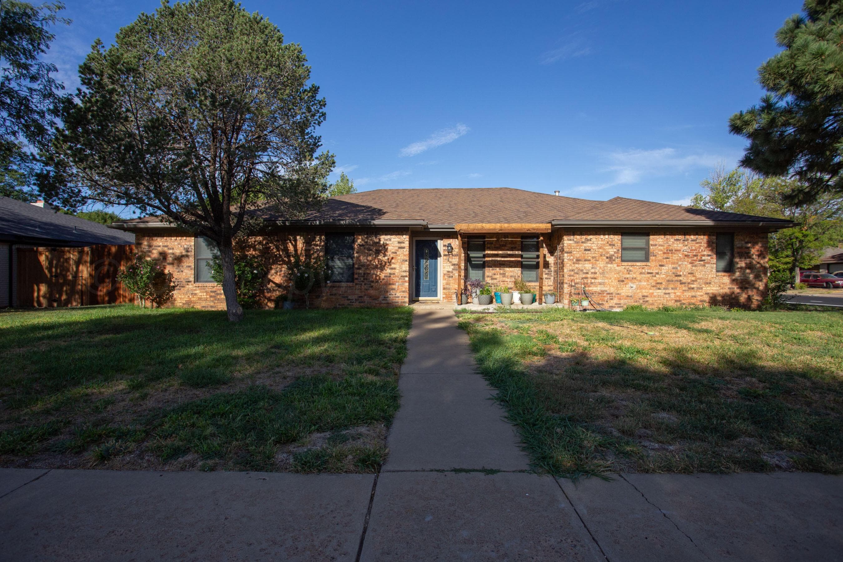 4000 OAKHURST Drive, Amarillo, TX 79109-5024