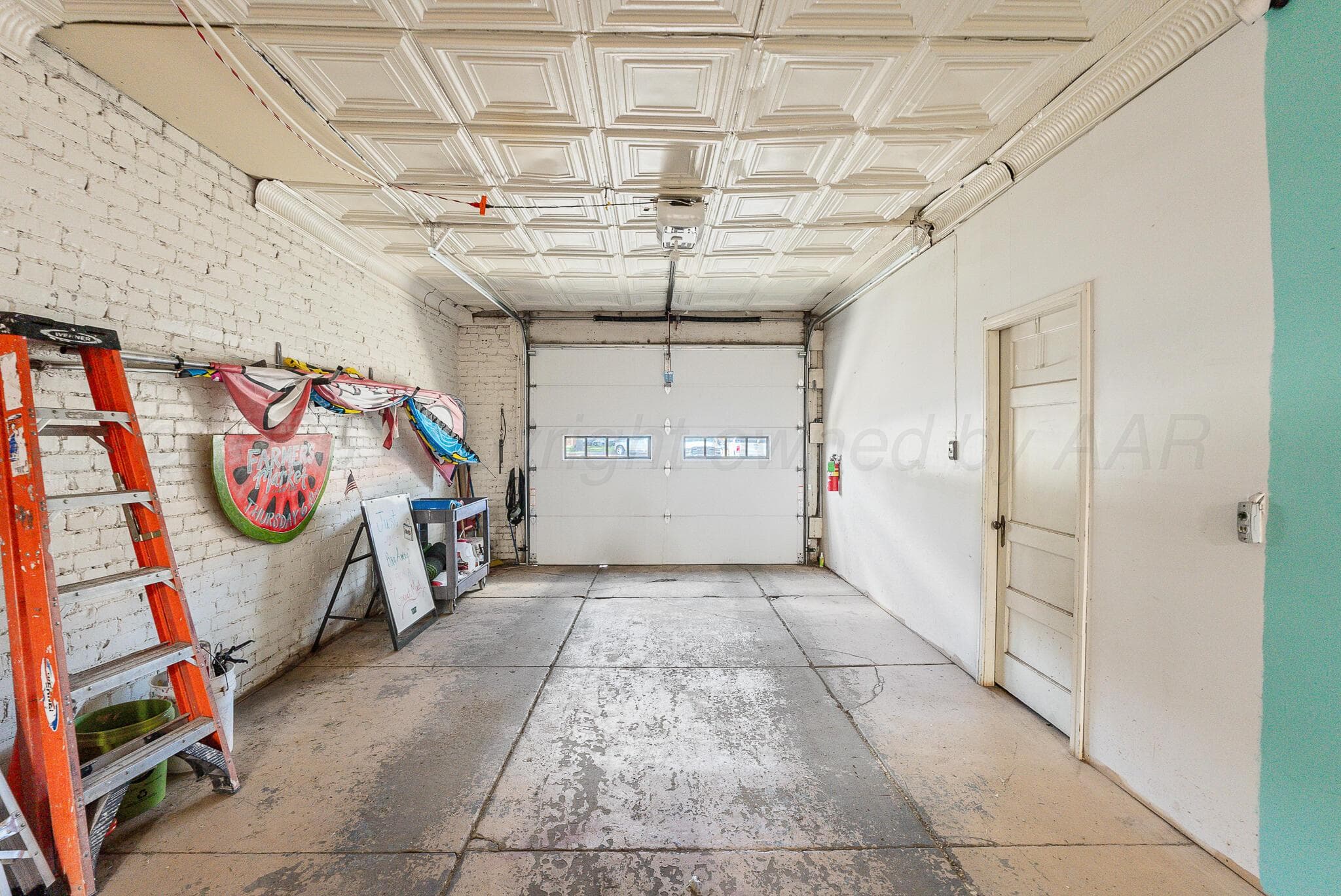 Address upon request, photo 24