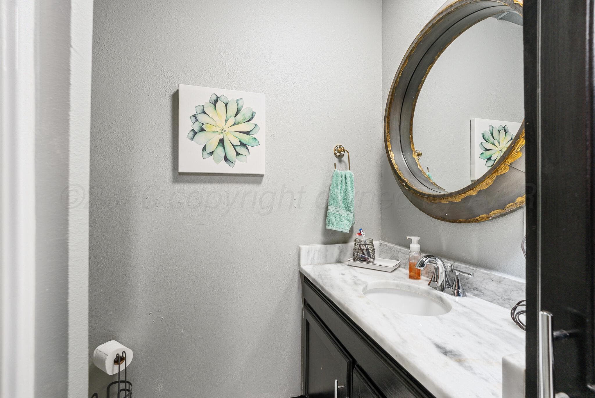 Address upon request, photo 46