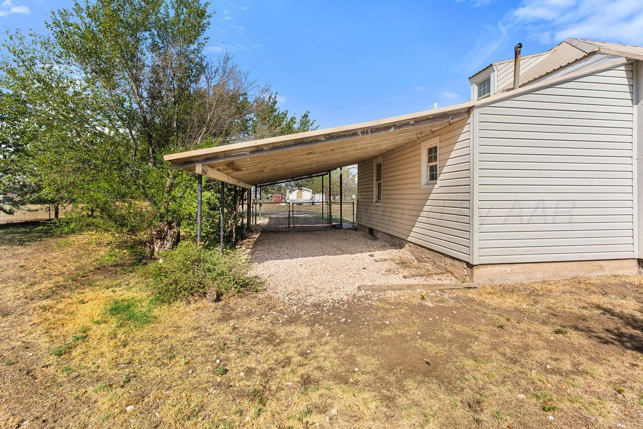 98 NEWCOME, Groom, TX 79039-2031, photo 10