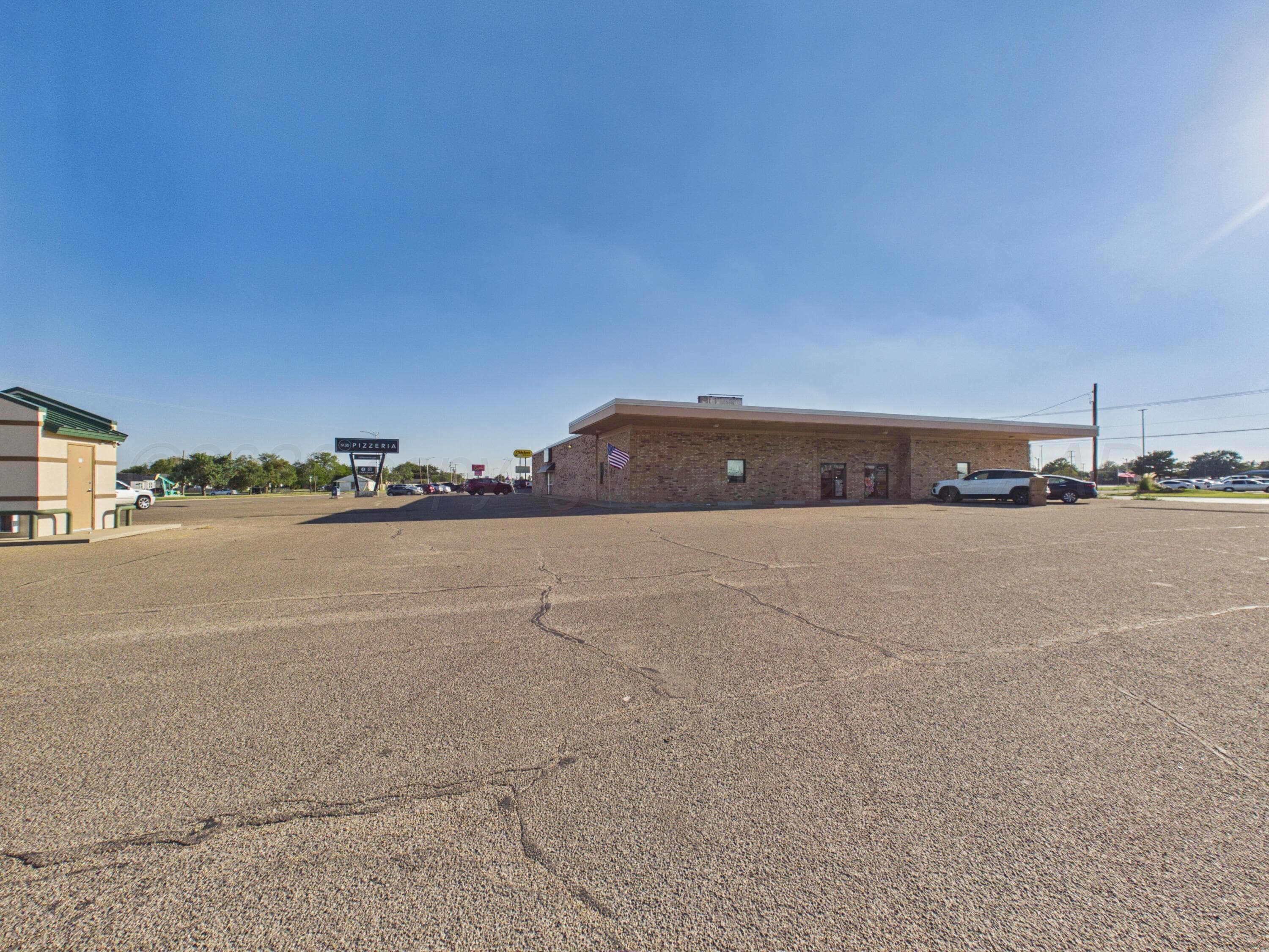 2217/2218 PERRYTON Parkway, Pampa, TX 79065-3522, photo 95