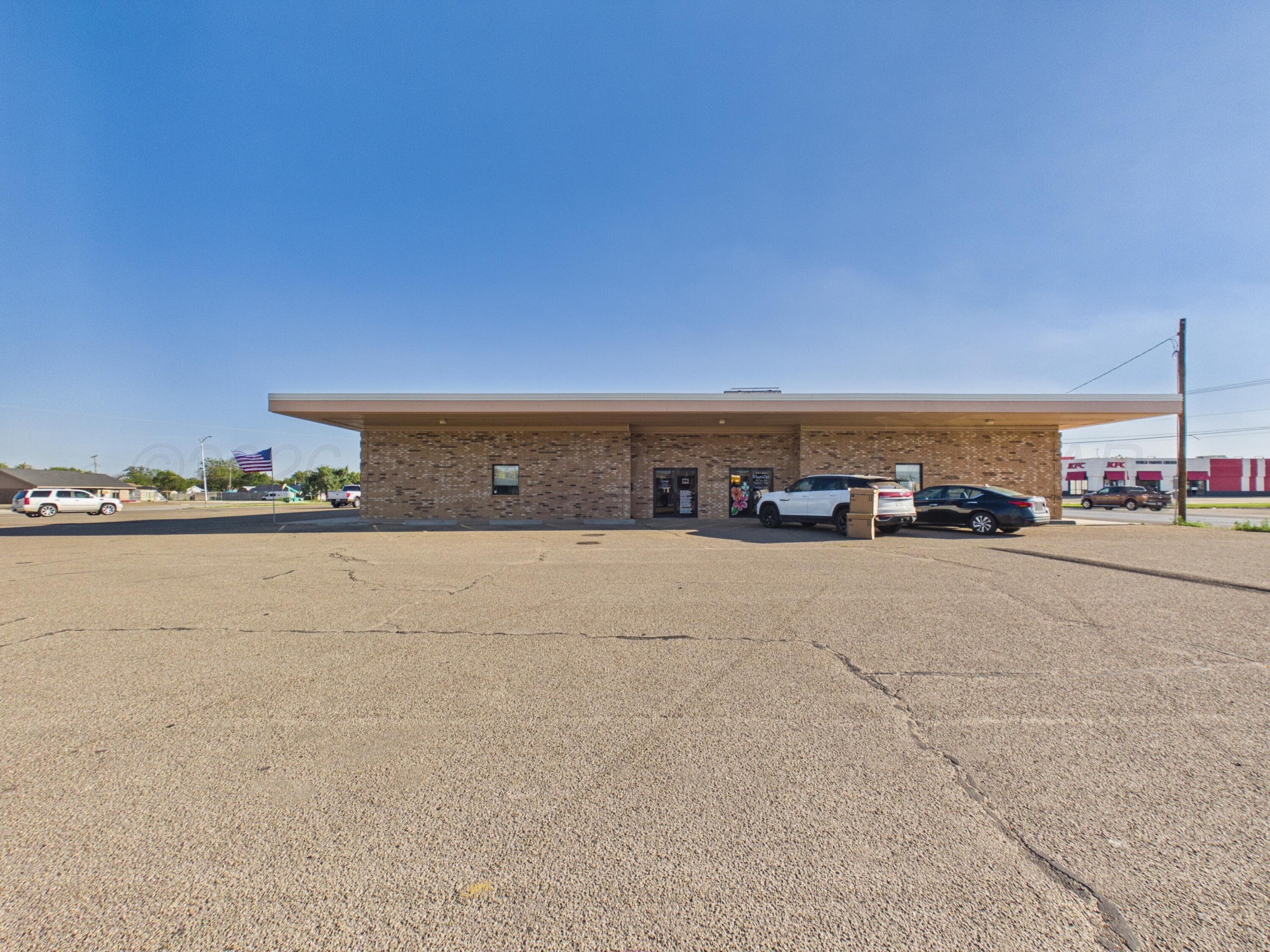 2217/2218 PERRYTON Parkway, Pampa, TX 79065-3522, photo 96