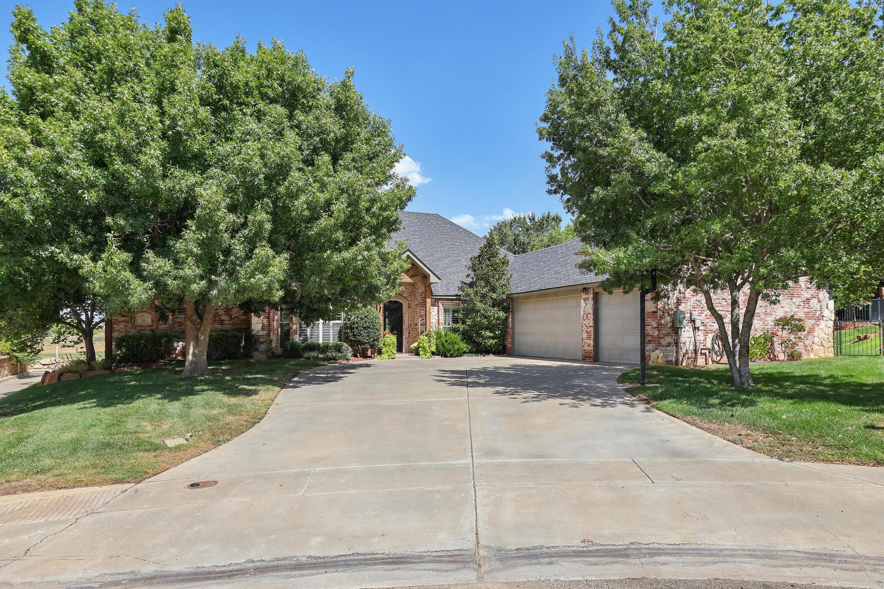9 SANDHILLS Lane, Amarillo, TX 79124-4962, photo 3
