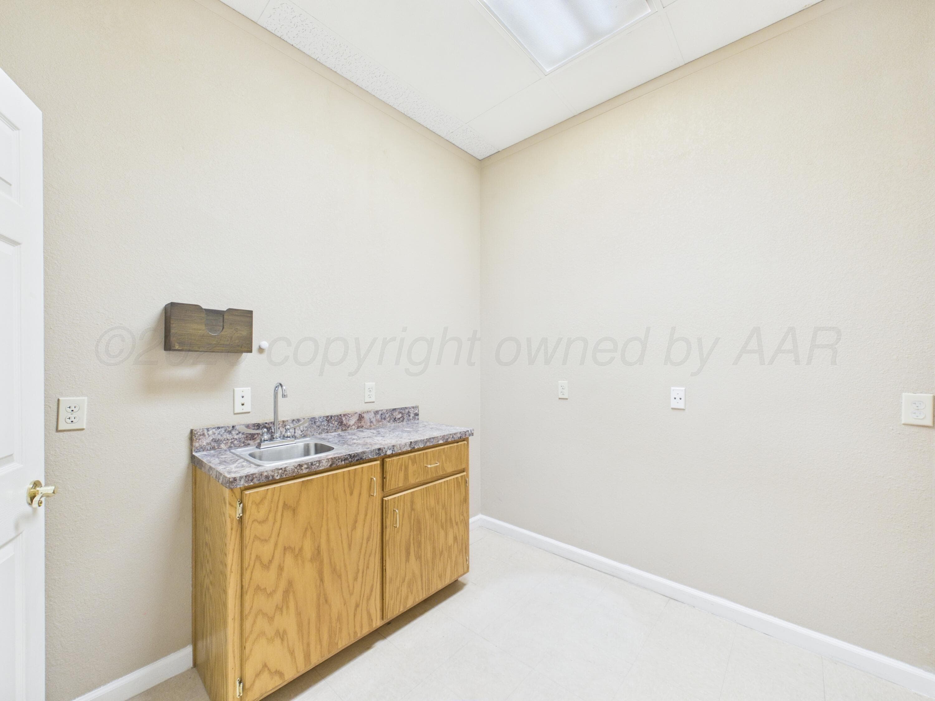 2217/2218 PERRYTON Parkway, Pampa, TX 79065-3522, photo 51