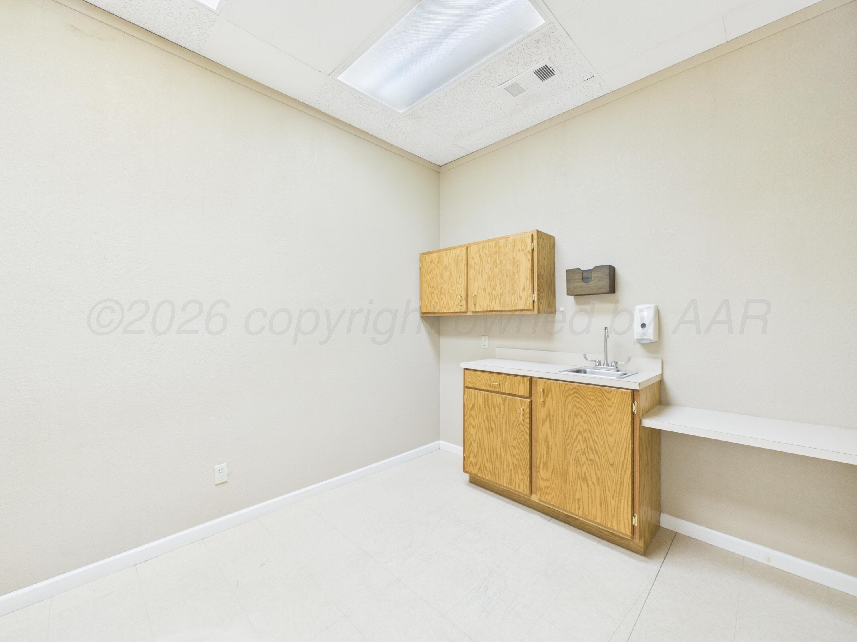 2217/2218 PERRYTON Parkway, Pampa, TX 79065-3522, photo 55