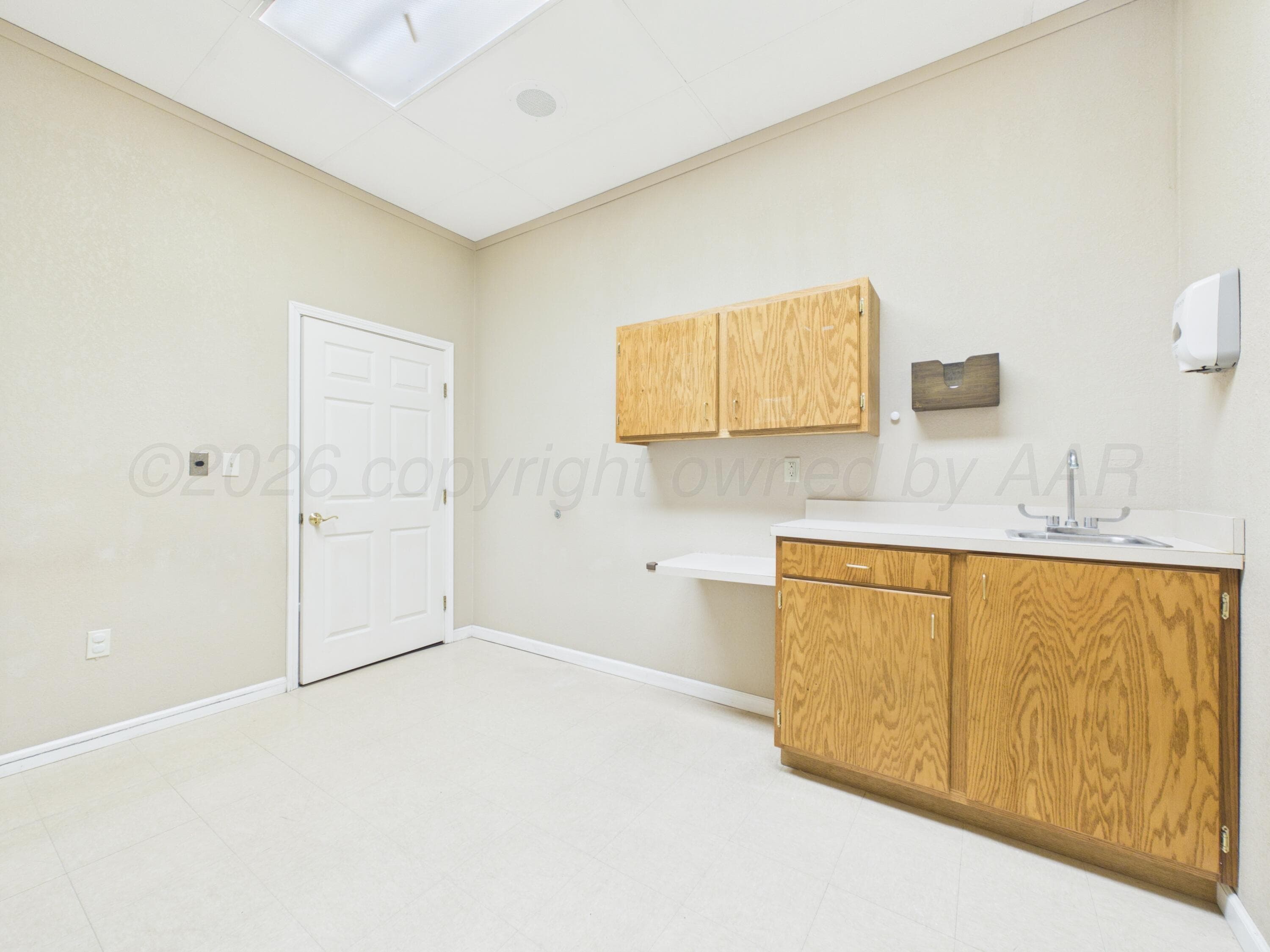 2217/2218 PERRYTON Parkway, Pampa, TX 79065-3522, photo 68