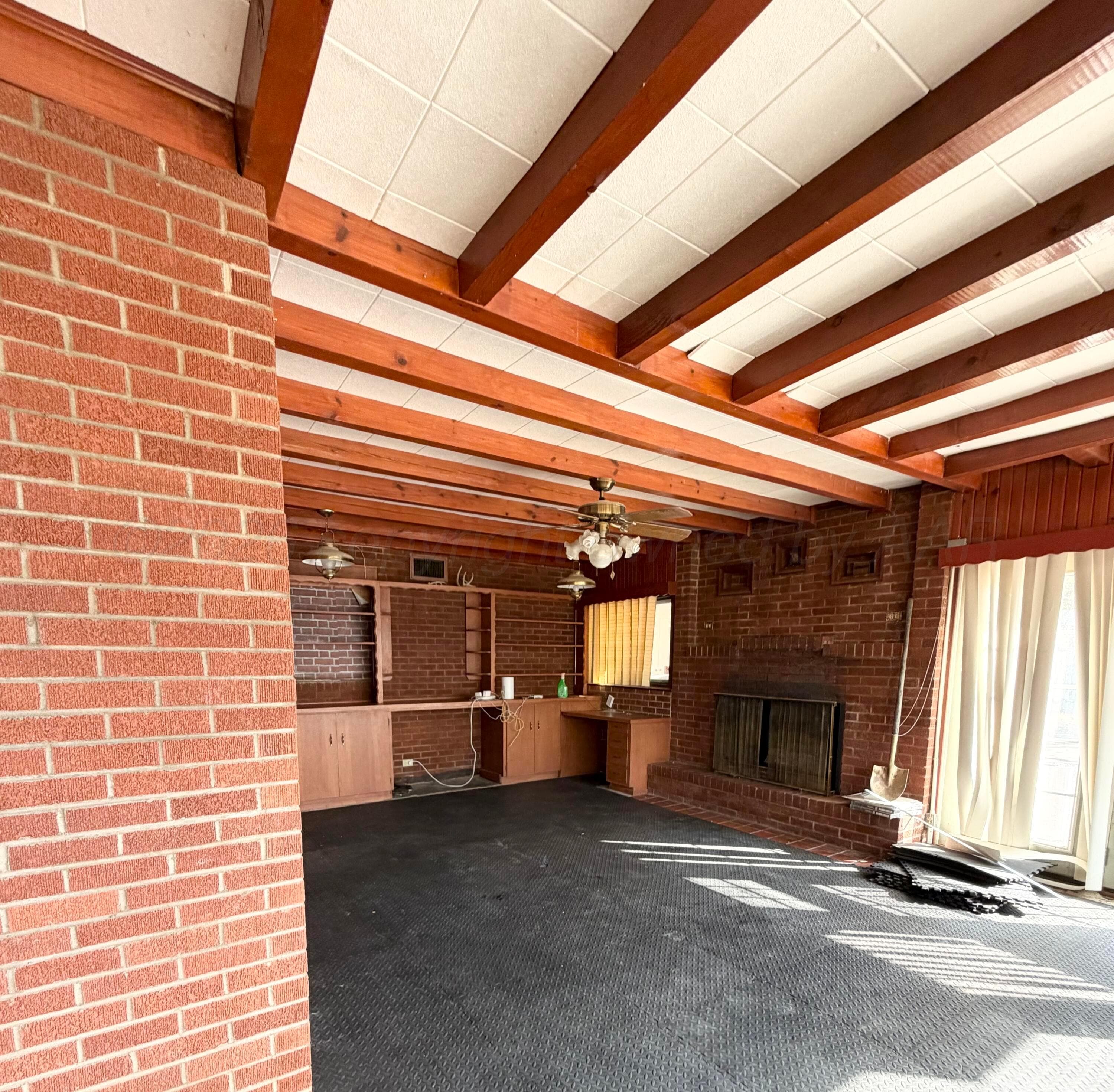 700 Avenue D SE, Childress, TX 79201, photo 9