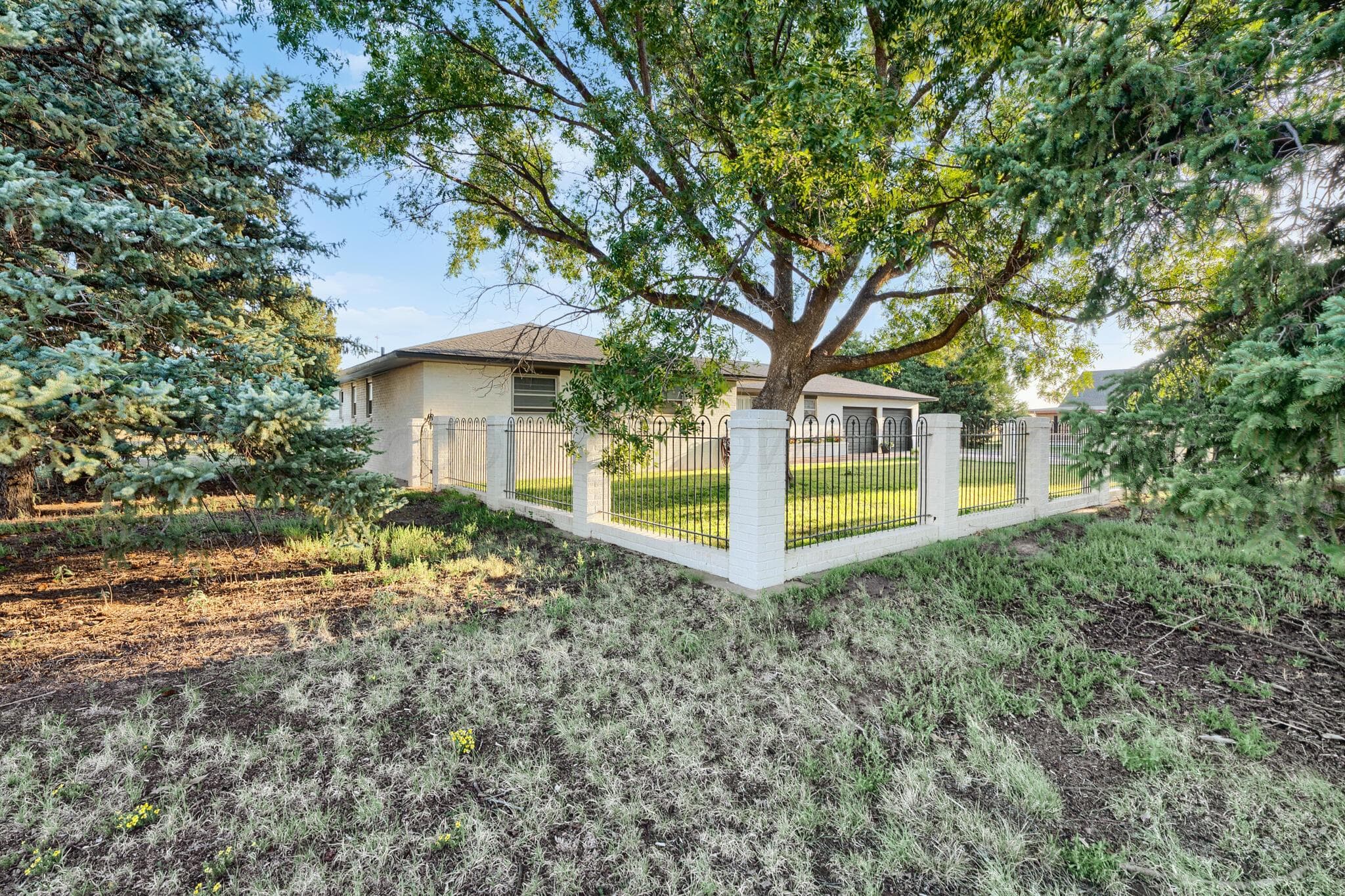 1309 E 16th Street, Dalhart, TX 79022, photo 2